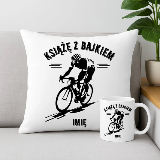 Zestaw poduszka i kubek dla rowerzysty - Książę z bajkiem - personalizowany HR01 - StoryCups.pl