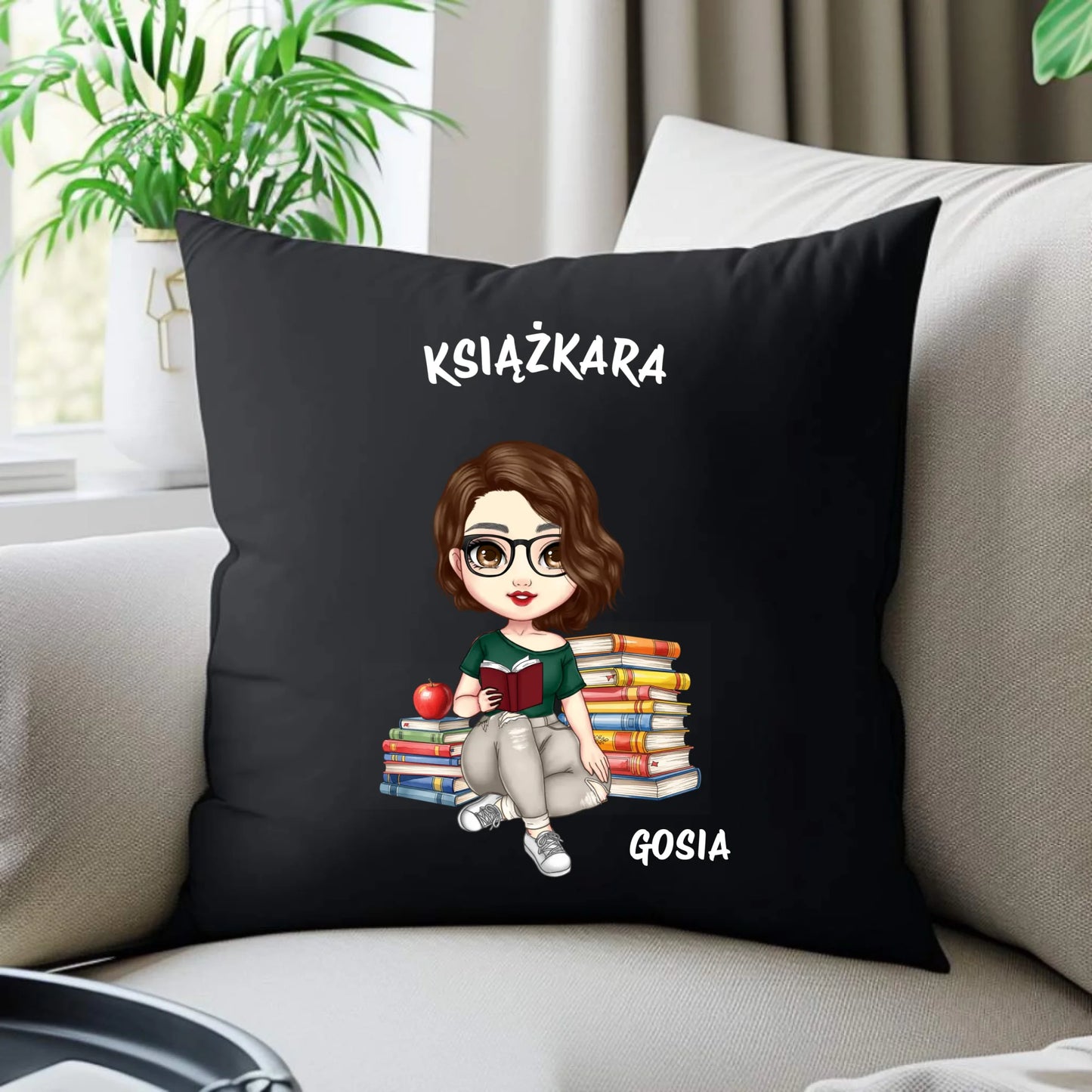 Poduszka dekoracyjna - Książkara - Prezent dla miłośniczki czytania książek - personalizowana DZ03