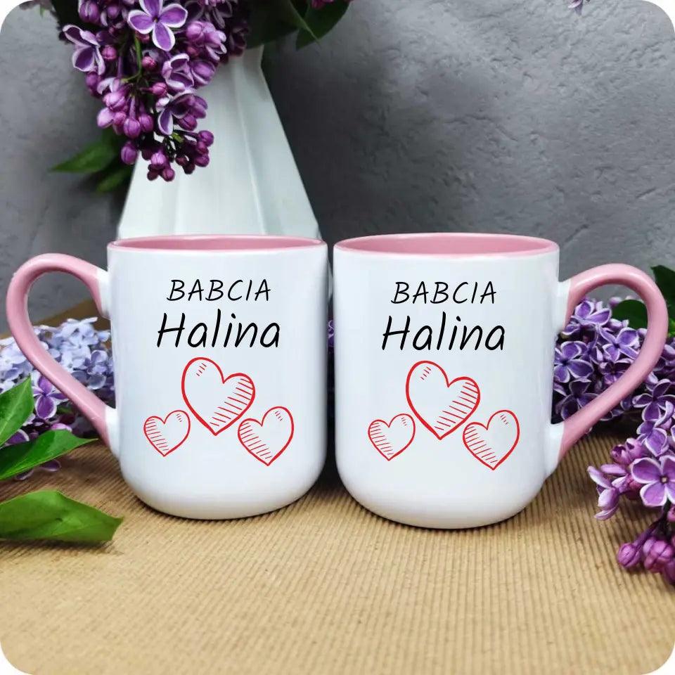 Personalizowany kubek na prezent dla babci imię Serca, kubek na Dzień Babci - storycups.pl