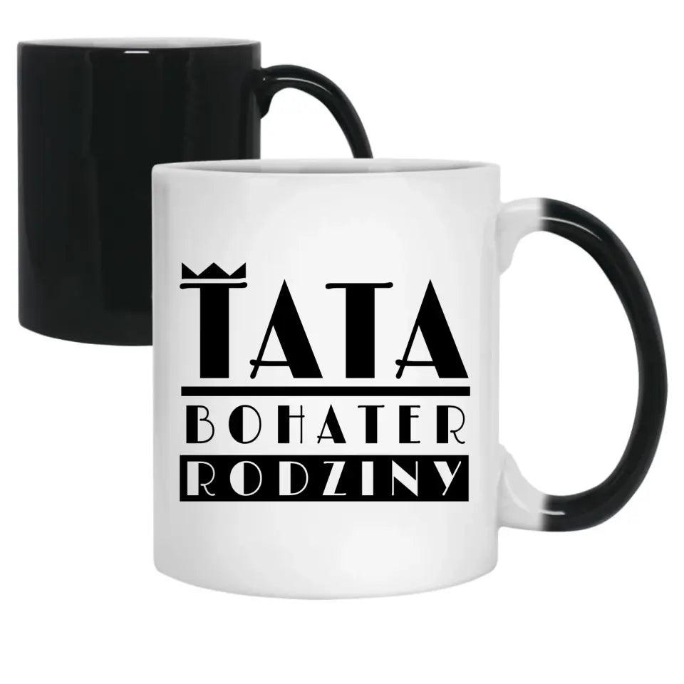 Kubek z nadrukiem dla taty na prezent BOHATER RODZINY DT45 - storycups.pl