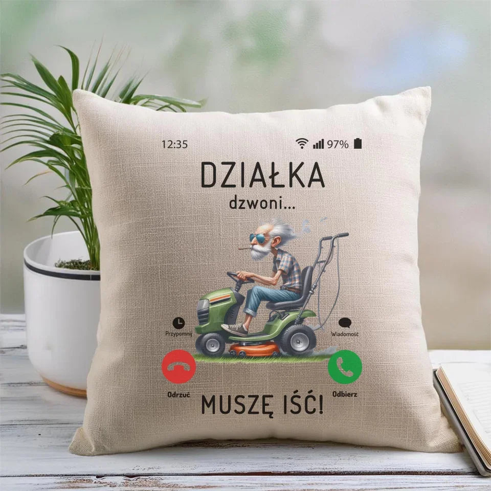 Działka dzwoni muszę iść | Poduszka dla dziadka D35 - StoryCups.pl