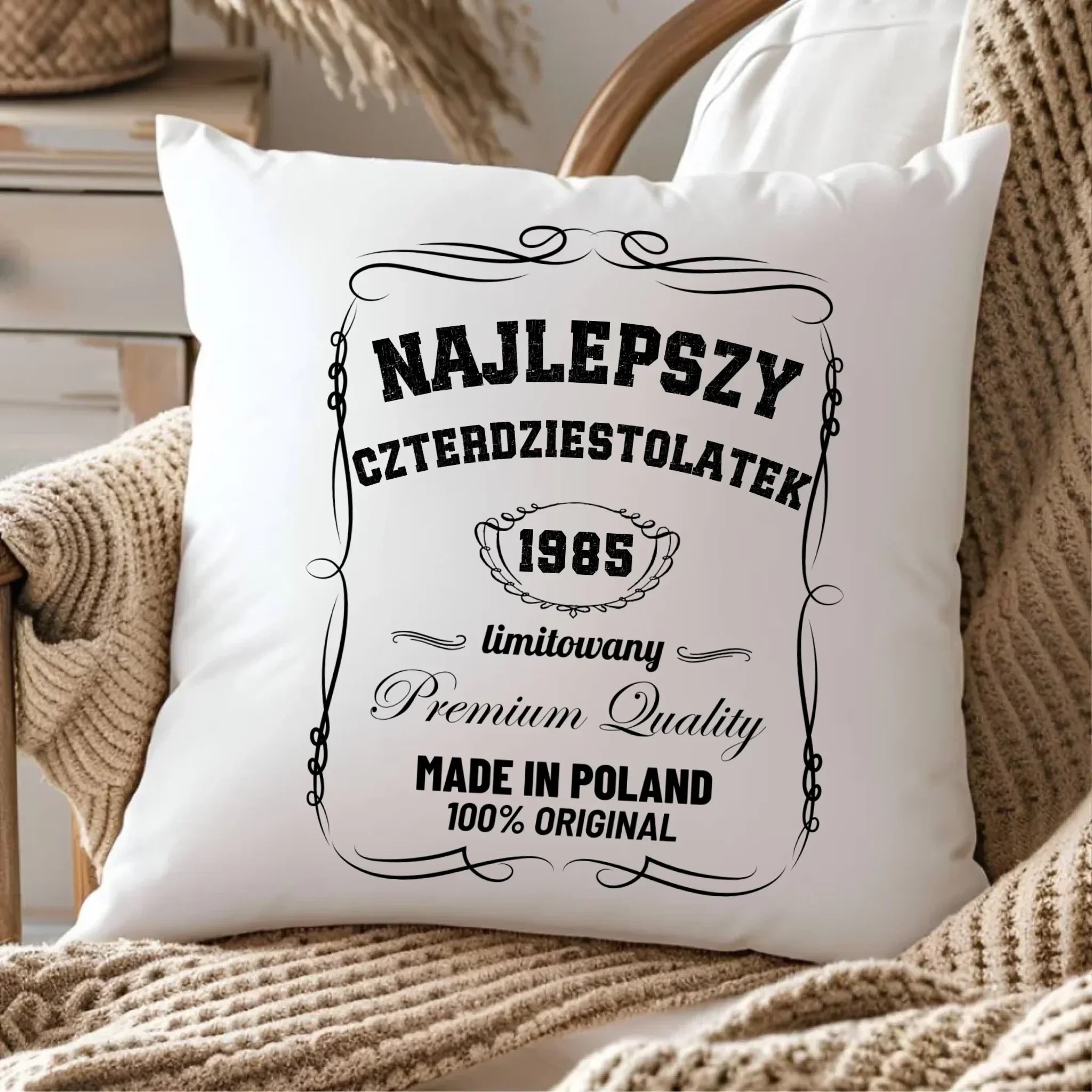 Najlepszy czterdziestolatek | Poduszka prezent na 40 urodziny U04 - StoryCups.pl