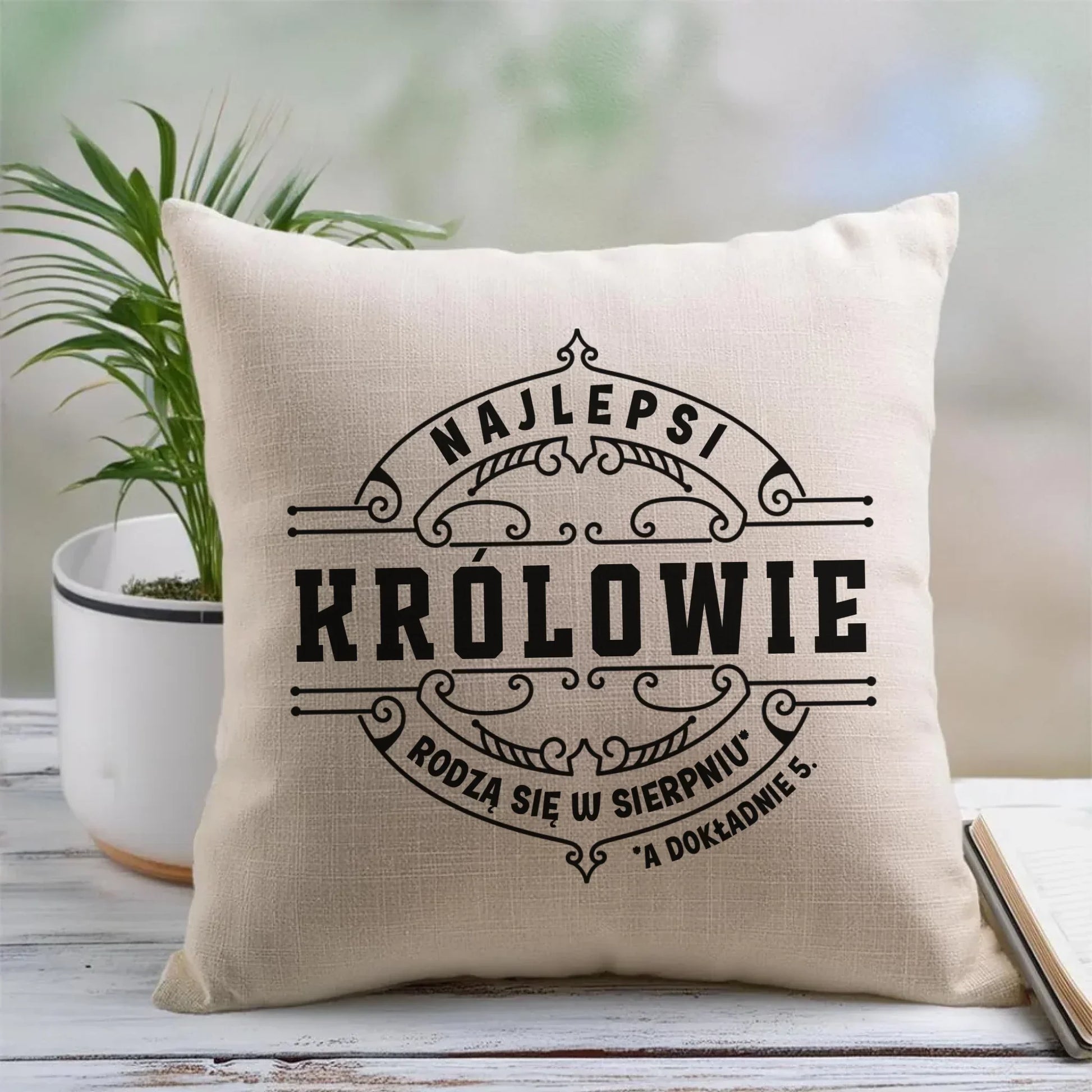 Najlepsi Królowie rodzą się (miesiąc, dzień) | Poduszka na urodziny U18 - StoryCups.pl