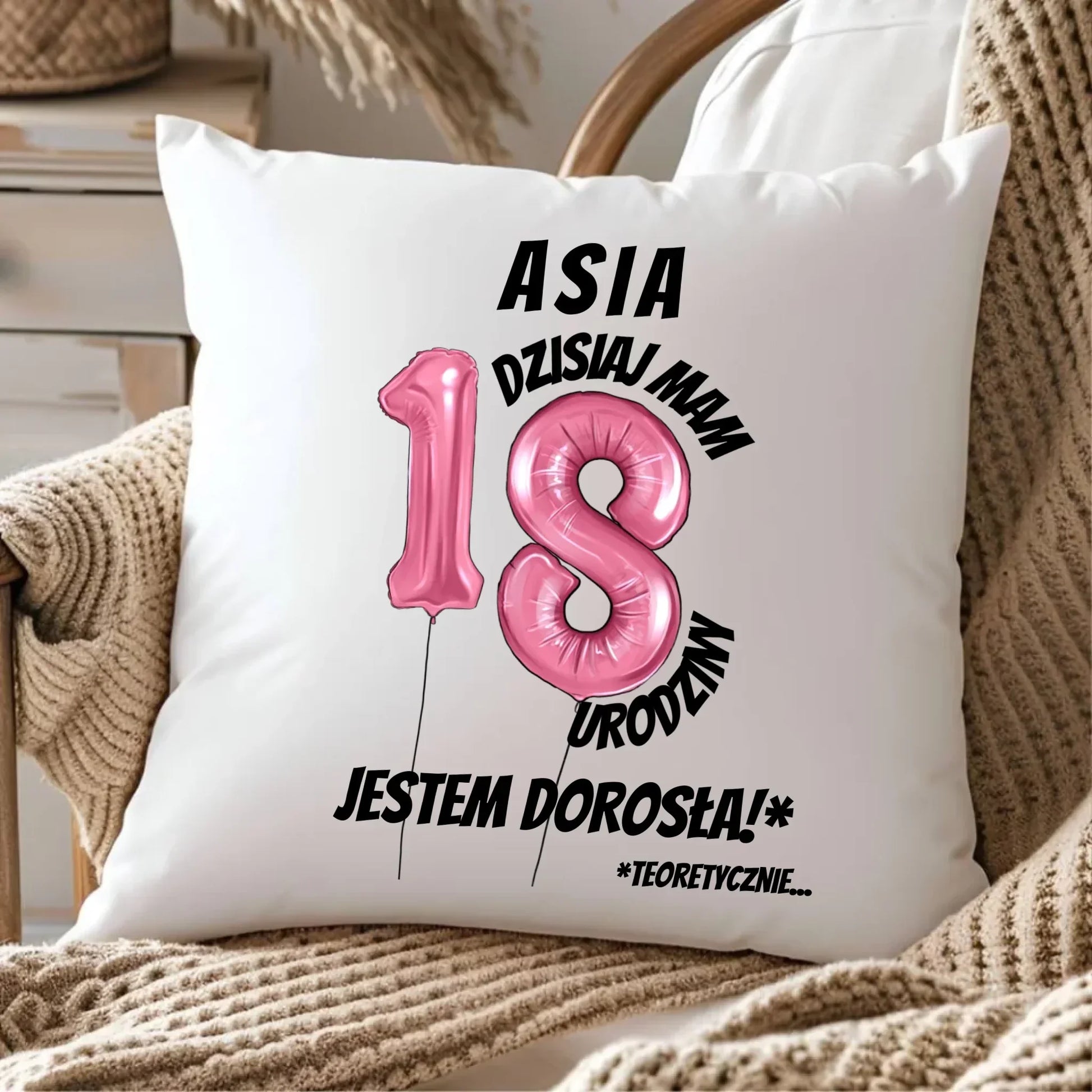 Dzisiaj mam 18. urodziny | Personalizowana poduszka prezent na osiemnastkę U25 - StoryCups.pl