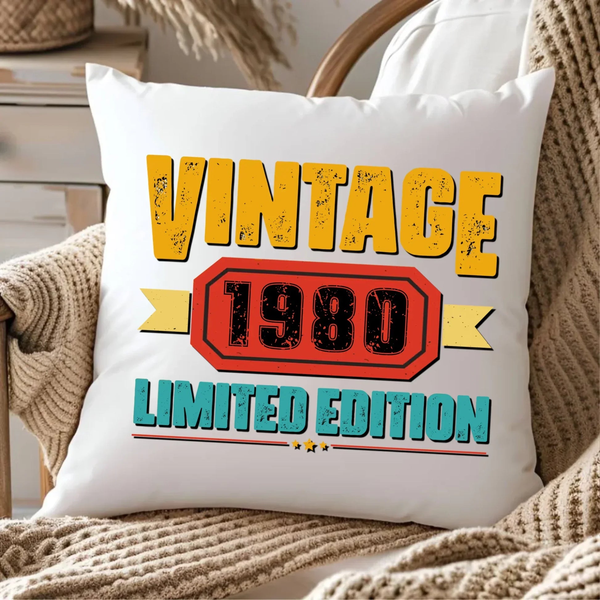 Vintage Limited Edition (data) | Personalizowana poduszka na urodziny U29 - StoryCups.pl