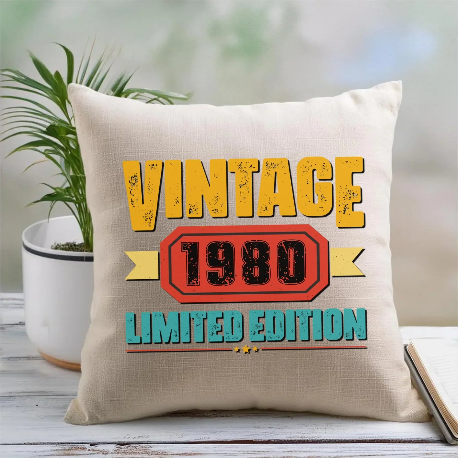 Vintage Limited Edition (data) | Personalizowana poduszka na urodziny U29 - StoryCups.pl