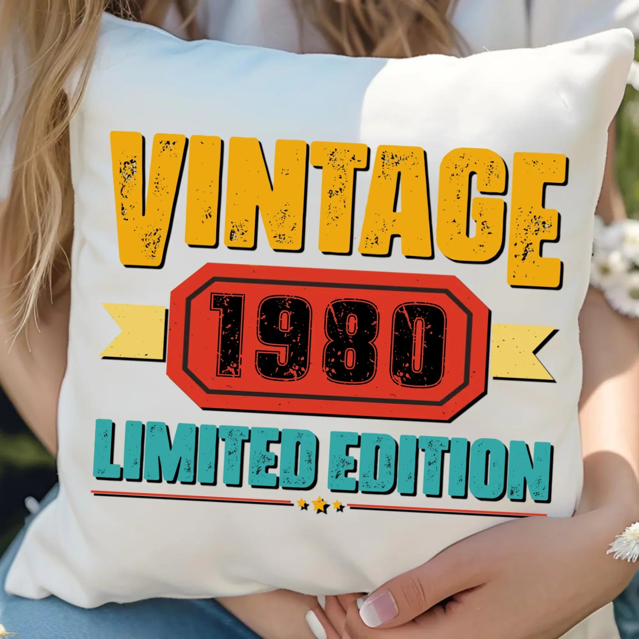 Vintage Limited Edition (data) | Personalizowana poduszka na urodziny U29 - StoryCups.pl