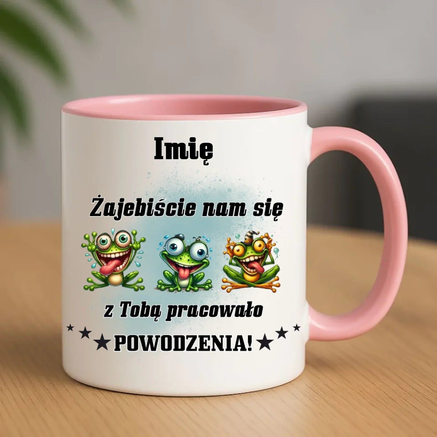 Różowy kubek z nadrukiem prezent na odejście z pracy POŻEGNANIE AWANS