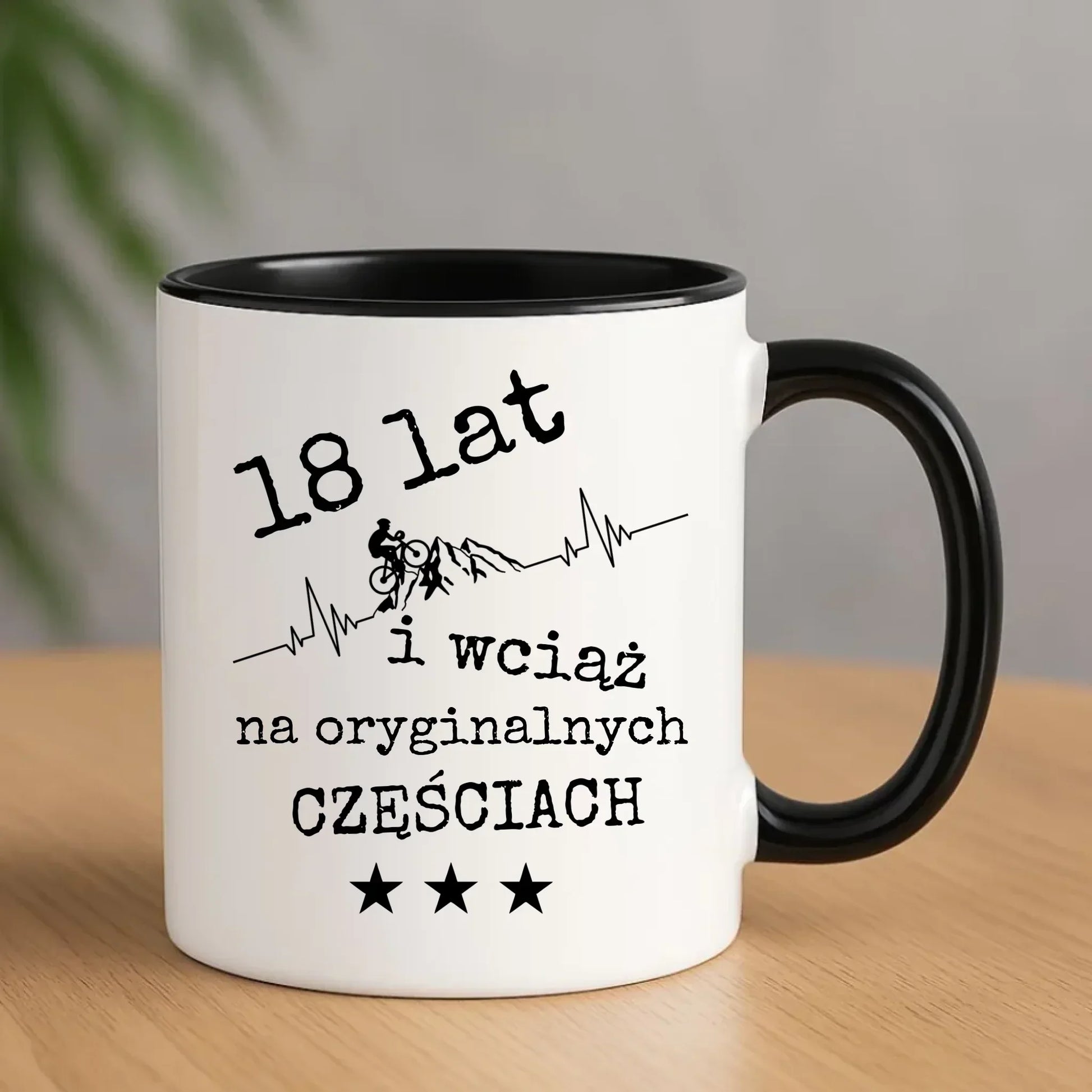 Wciąż na oryginalnych częściach | Kubek na urodziny dla rowerzysty U28 - StoryCups.pl