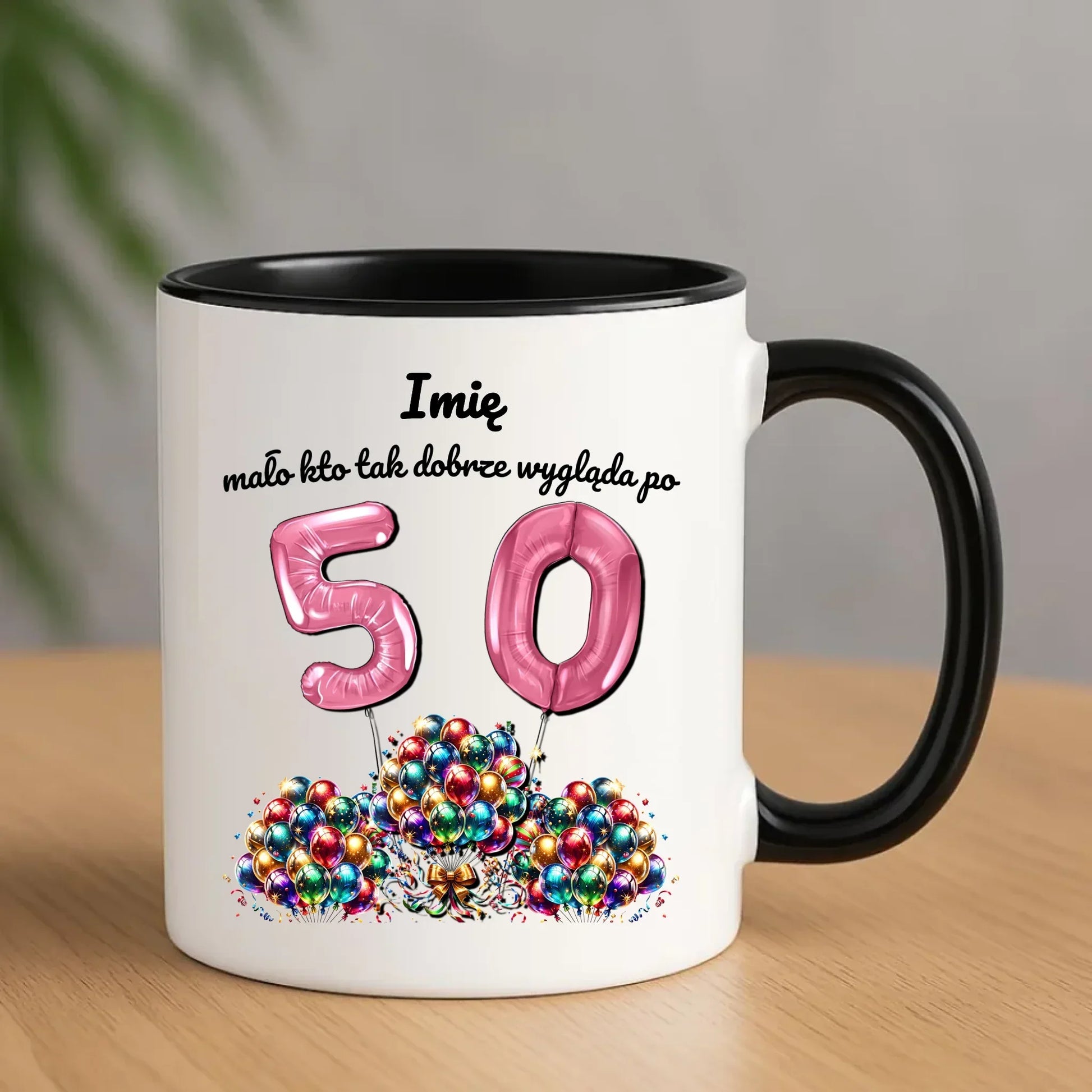 Mało kto tak dobrze wygląda | Personalizowany kubek na urodziny U16 - StoryCups.pl