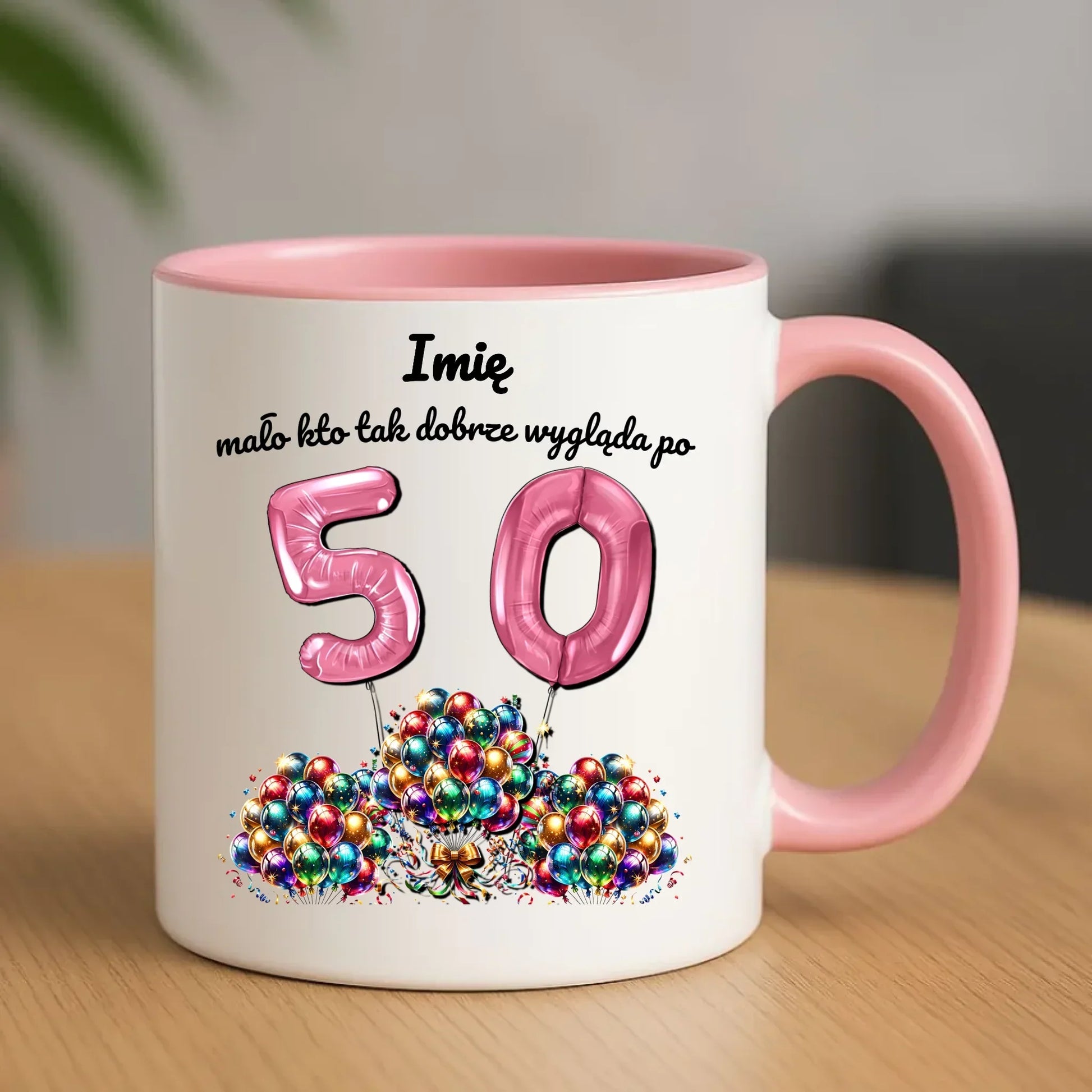 Mało kto tak dobrze wygląda | Personalizowany kubek na urodziny U16 - StoryCups.pl