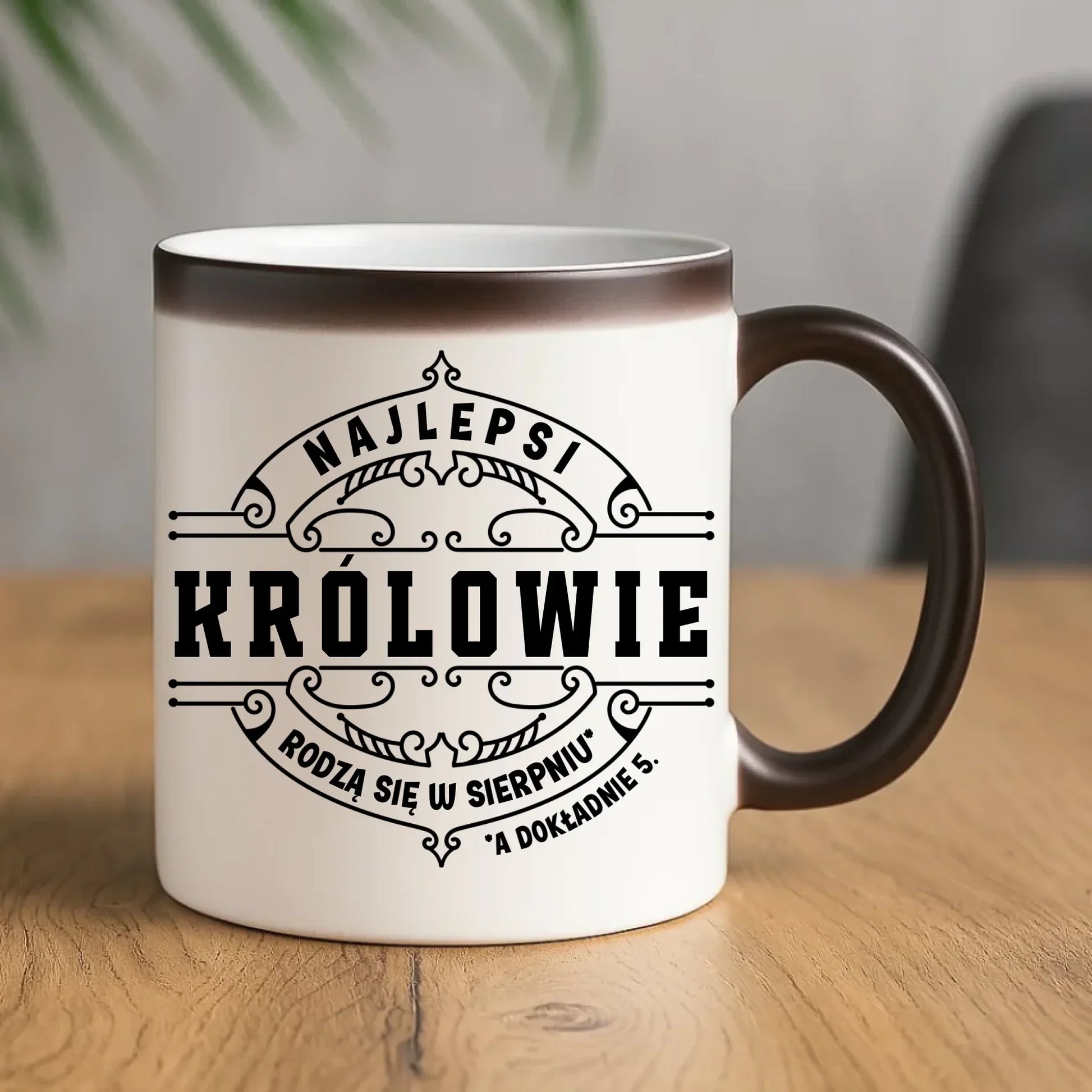 Najlepsi Królowie rodzą się (miesiąc, dzień) | Kubek na urodziny U18 - StoryCups.pl