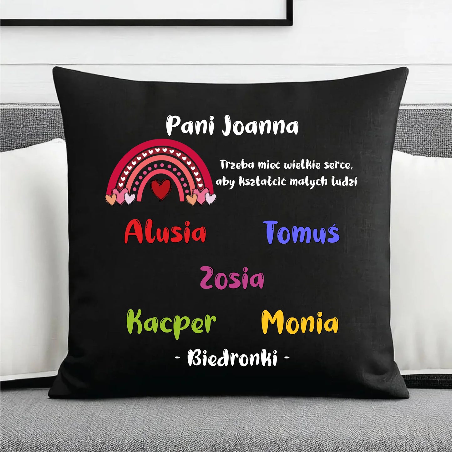 Prezent dla nauczyciela czarna poduszka dekoracyjna NAUCZYCIEL ZAKOŃCZENIE ROKU SZKOLNEGO