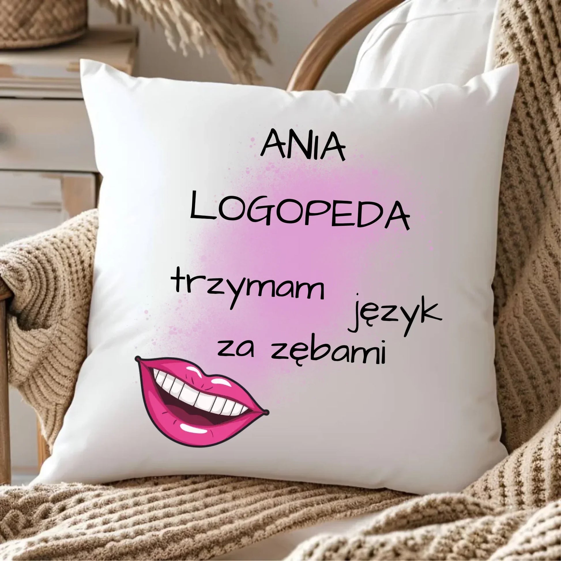Logopeda | Poduszka z imieniem na prezent dla logopedy N24 - StoryCups.pl