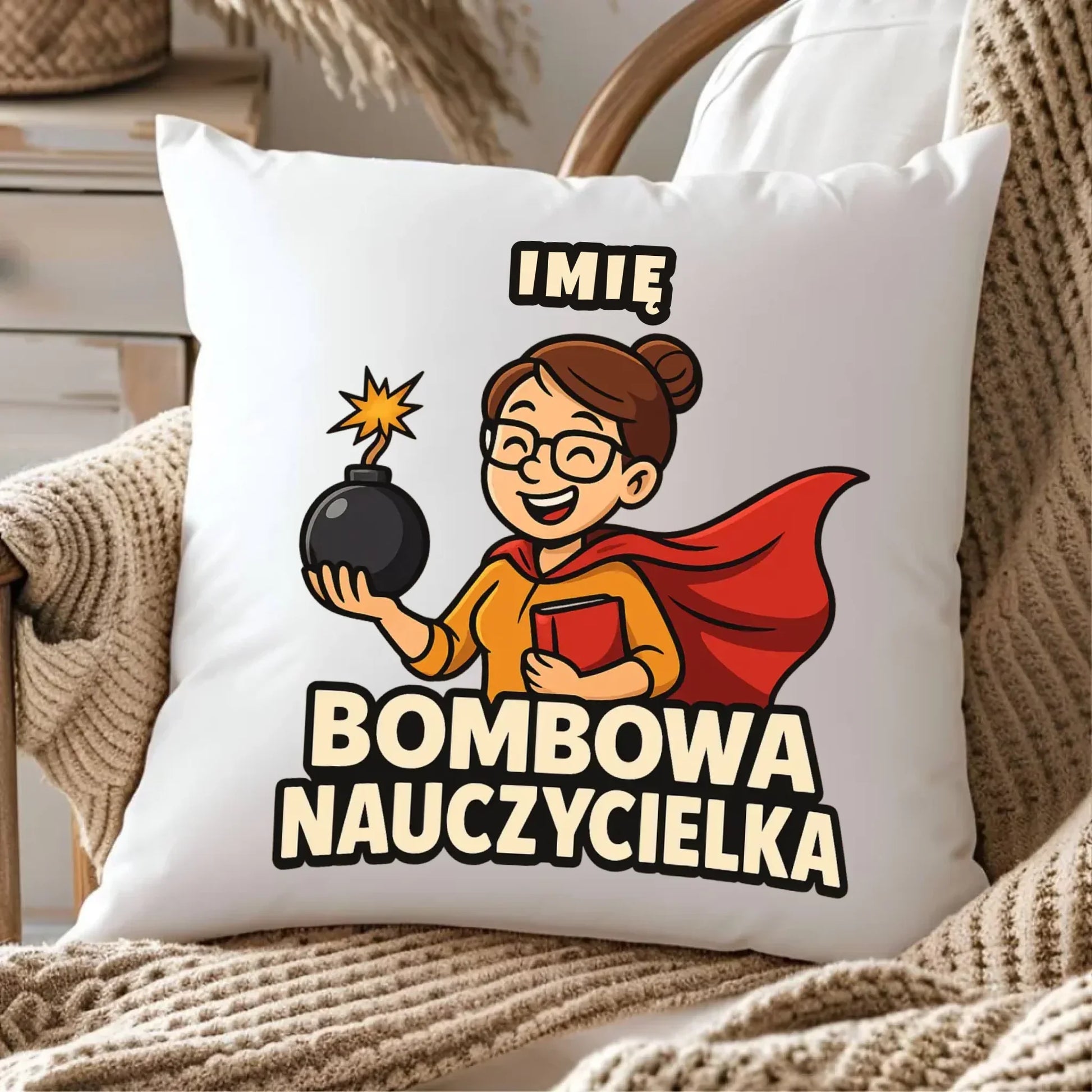Bombowa nauczycielka | Poduszka z imieniem na prezent N25 - StoryCups.pl