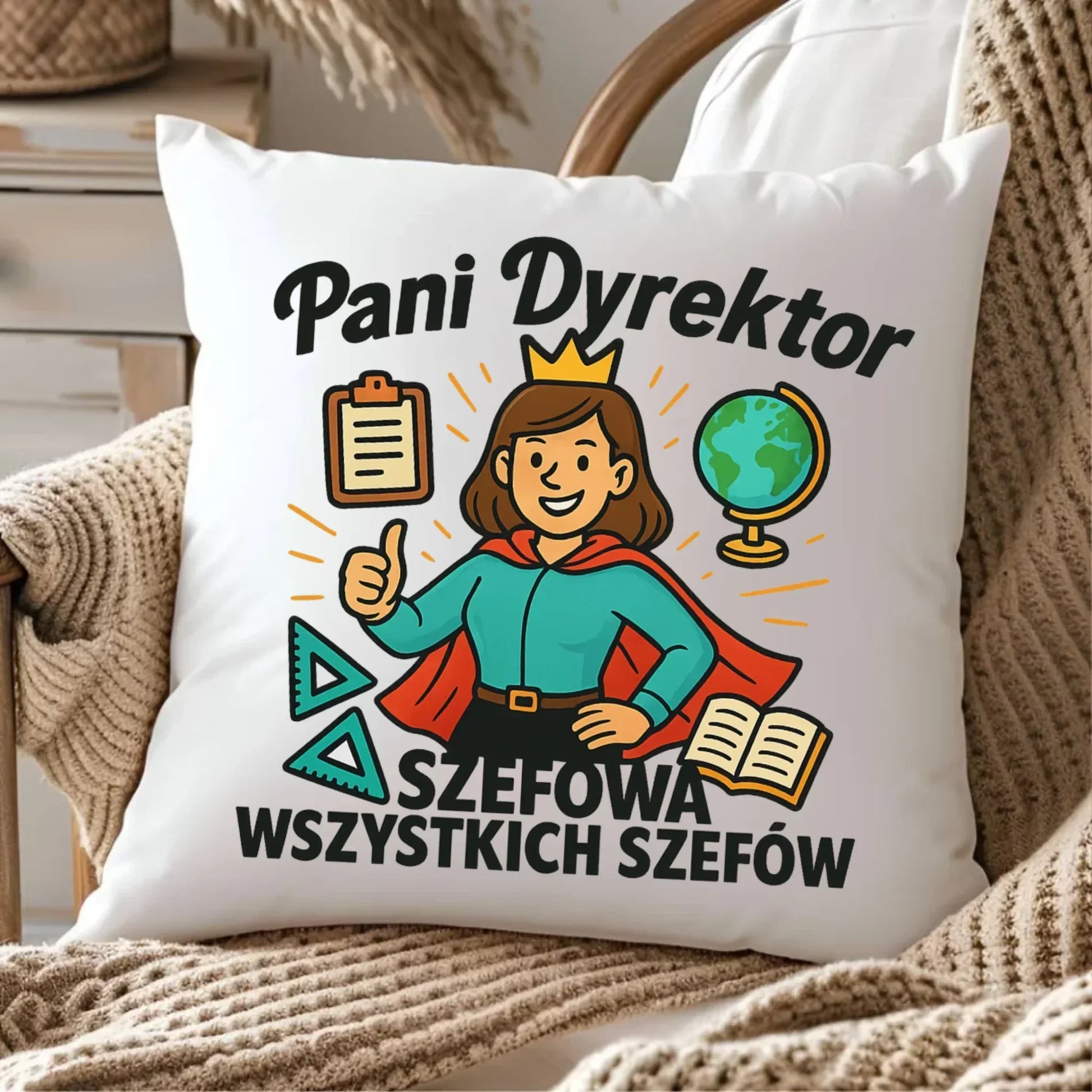 Szefowa wszystkich szefów | Poduszka dla Pani Dyrektor Szkoły N29 - StoryCups.pl