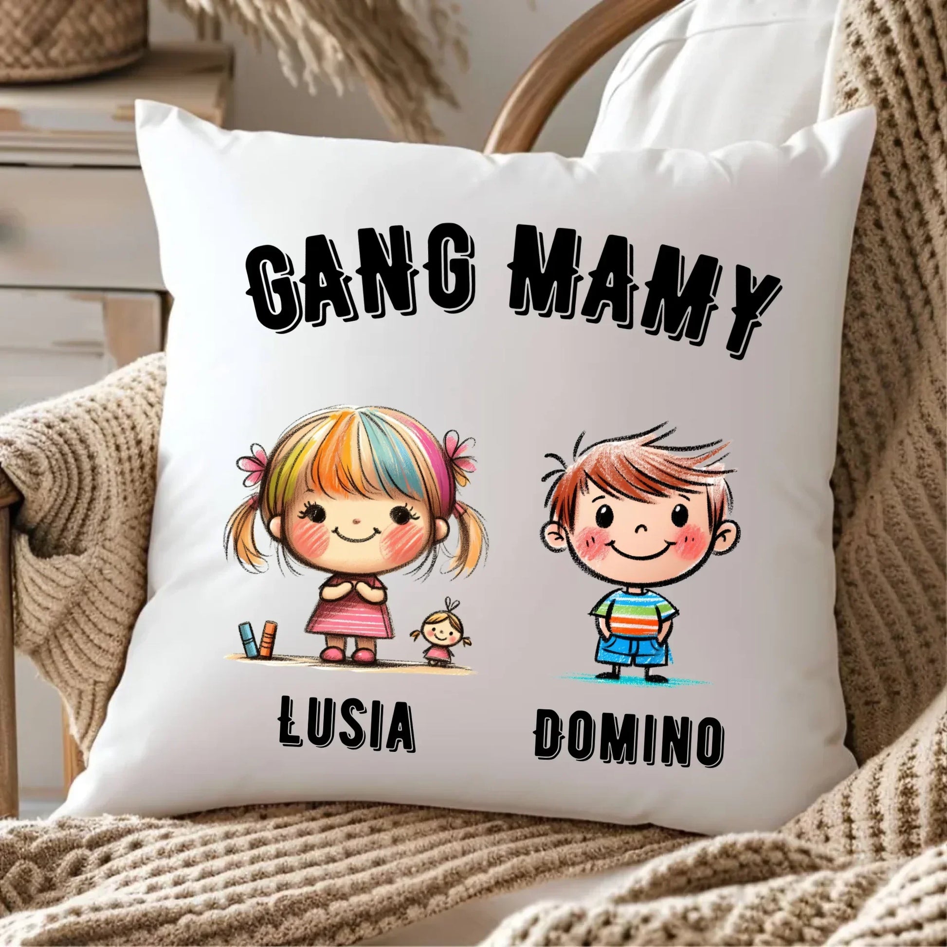 Gang Mamy imiona dzieci | Poduszka prezent na Dzień Matki DM09 - StoryCups.pl