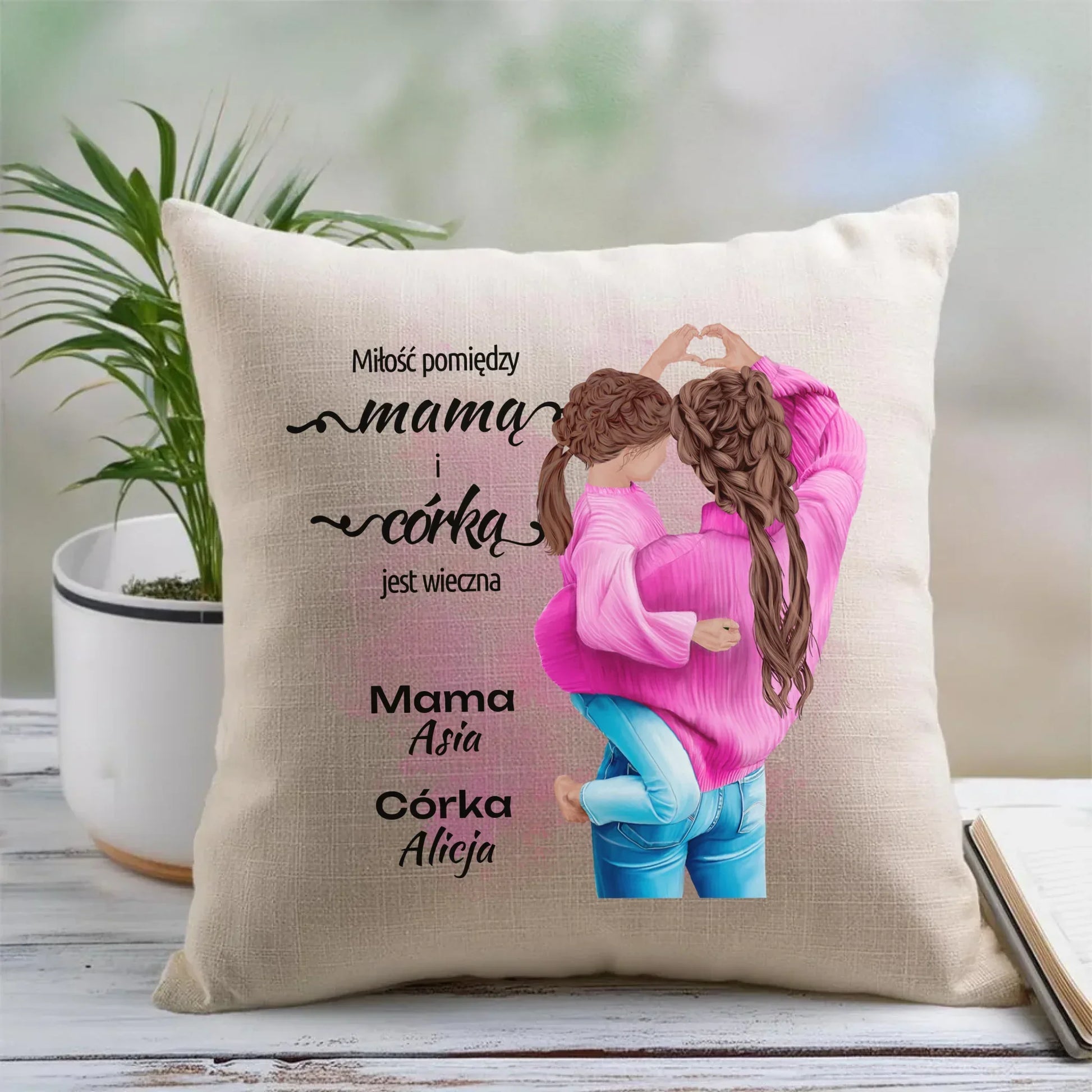 Miłość pomiędzy mamą i córką jest wieczna | Personalizowana poduszka dla mamy DM38 - StoryCups.pl