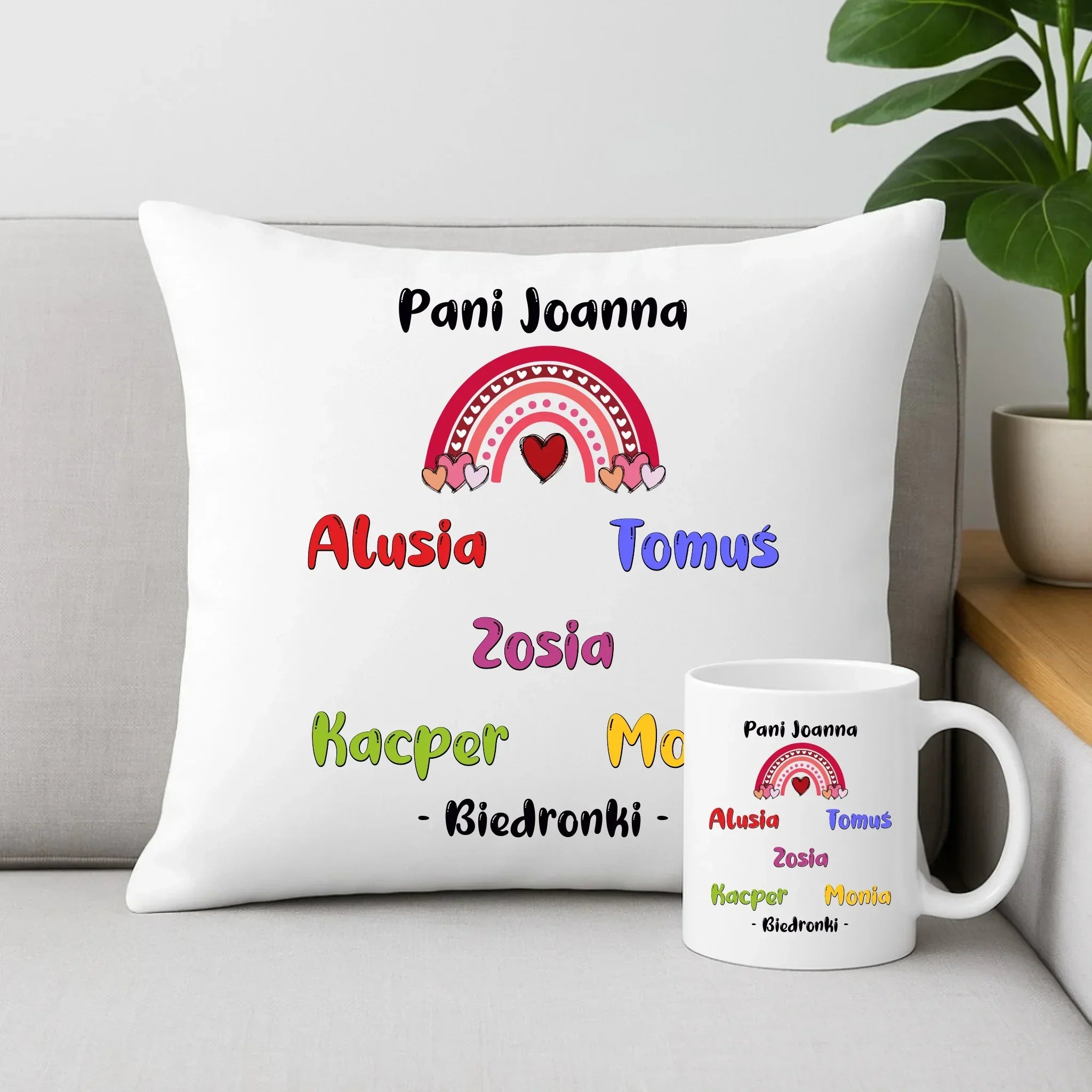 Trzeba mieć wielkie serce imiona dzieci 1-25 | Zestaw poduszka i kubek dla nauczycielki N14 - StoryCups.pl