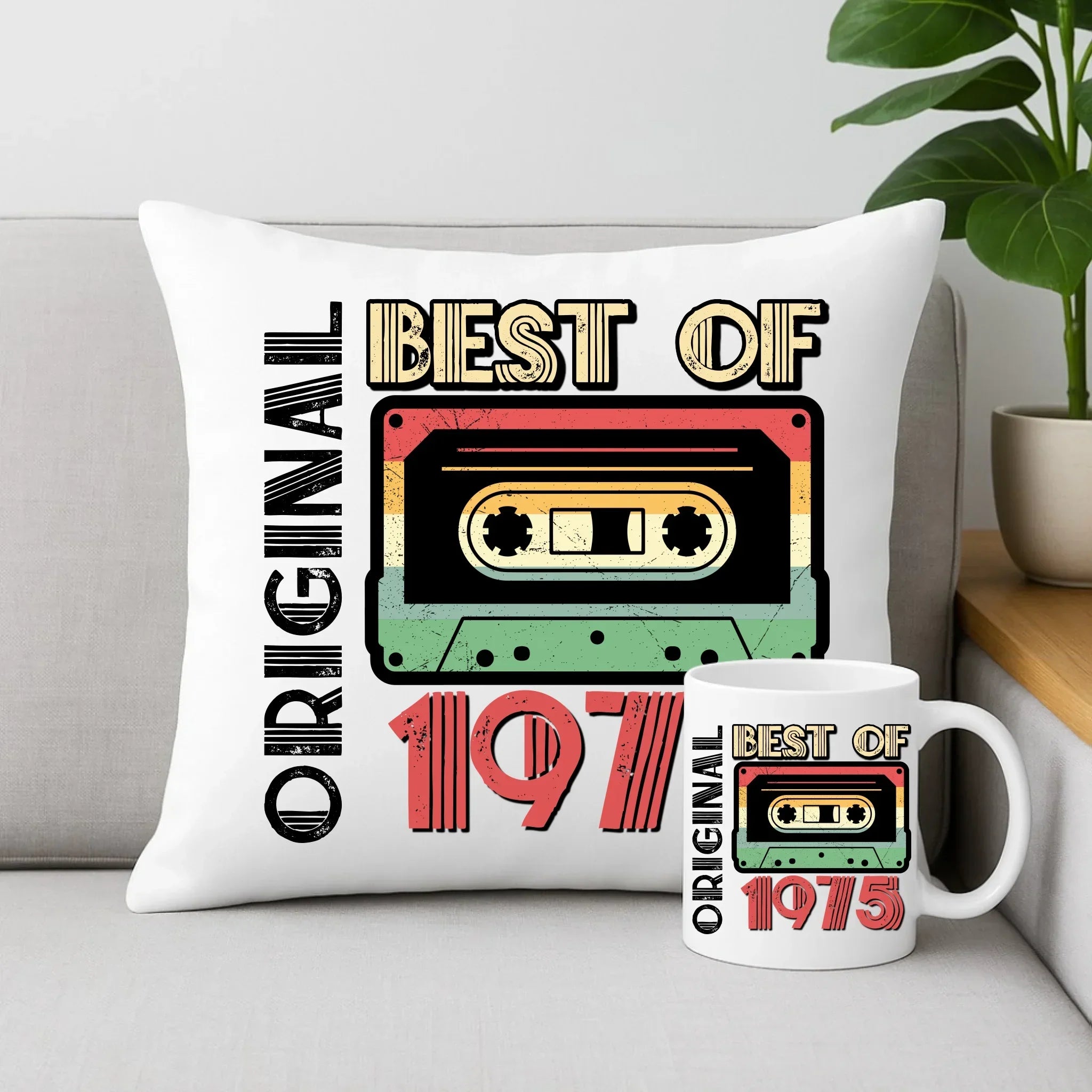 Original 1975 personalizacja | Zestaw poduszka i kubek na urodziny U30 - StoryCups.pl