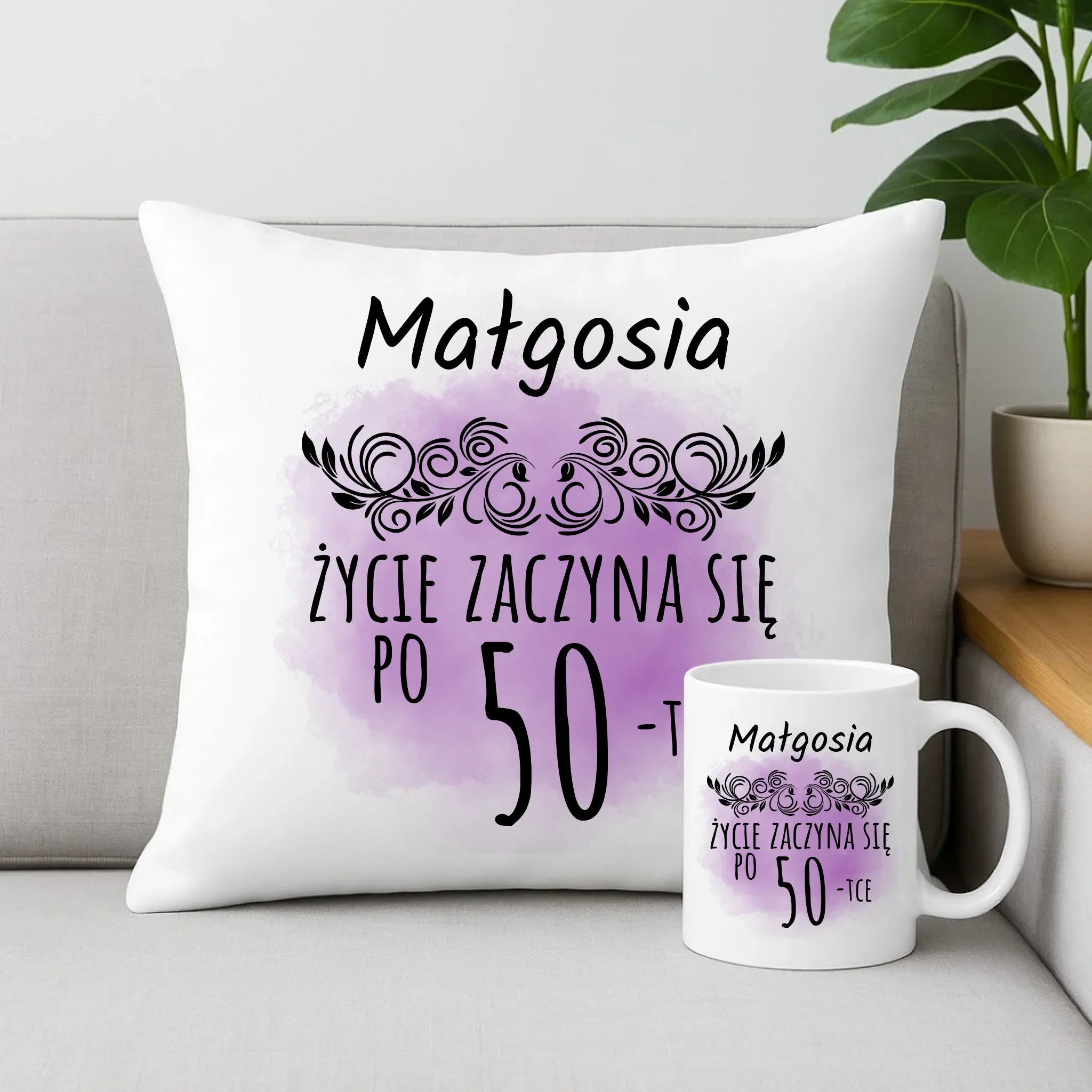 Życie zaczyna się po WIEK | Zestaw poduszka i kubek prezent na urodziny U03 - StoryCups.pl