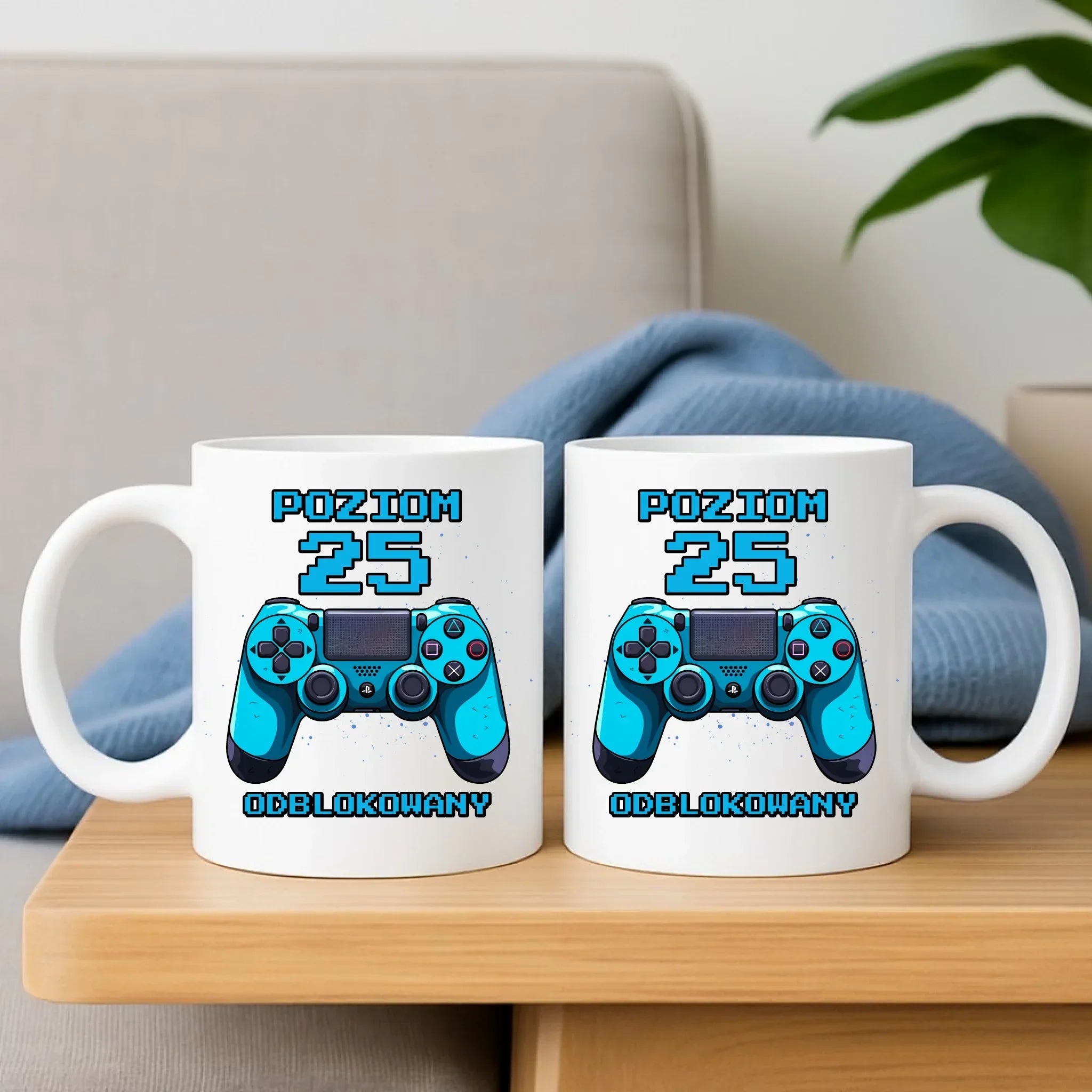 Poziom odblokowany (wiek) | Zestaw poduszka i kubek na urodziny dla gracza U24 - StoryCups.pl