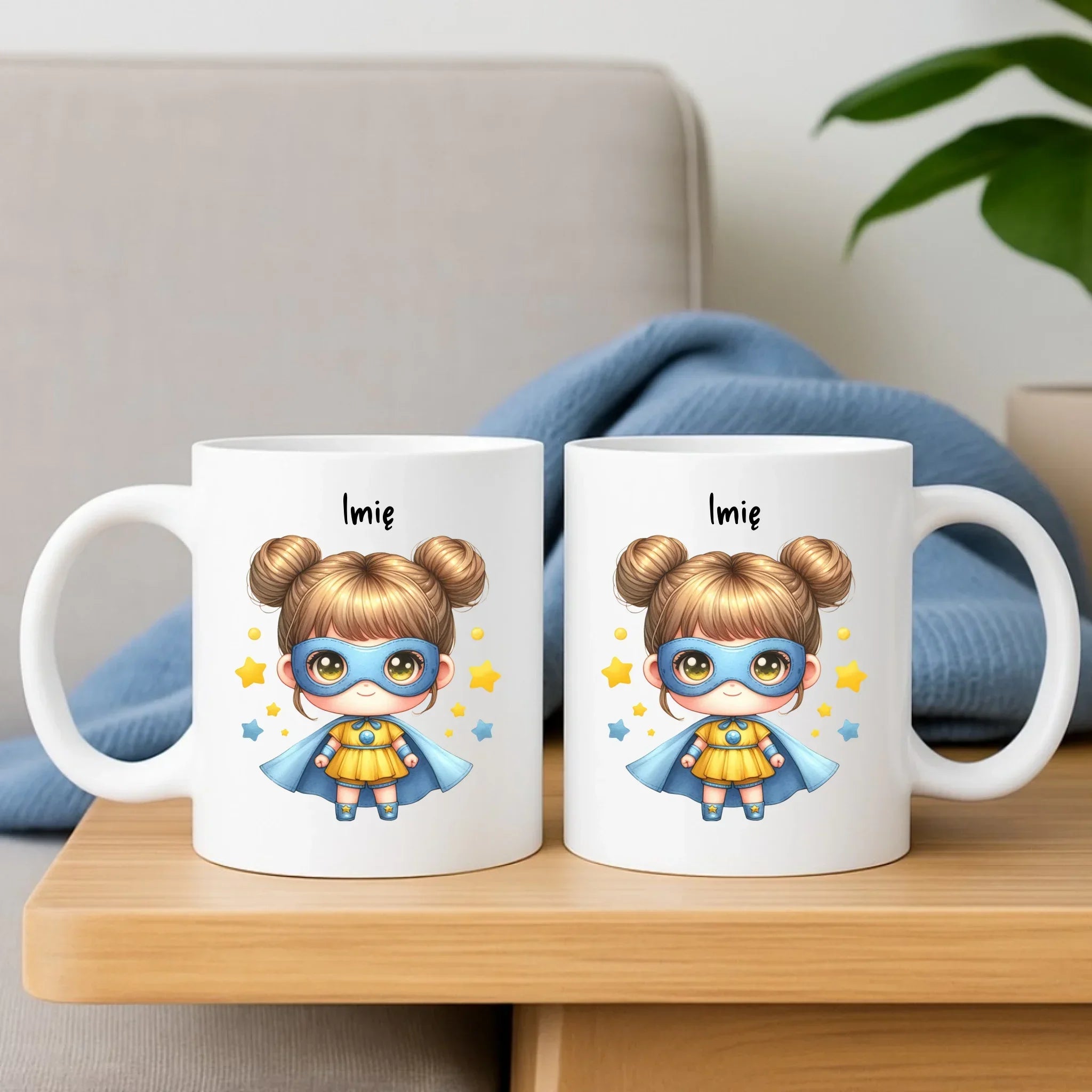 Superbohaterka | Zestaw poduszka i kubek z imieniem dla dziewczynki DD04 - StoryCups.pl