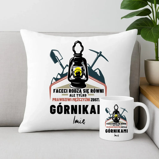 Prawdziwi mężczyźni zostają górnikami imię | Personalizowany zestaw poduszka i kubek prezent dla górnika G08 - StoryCups.pl