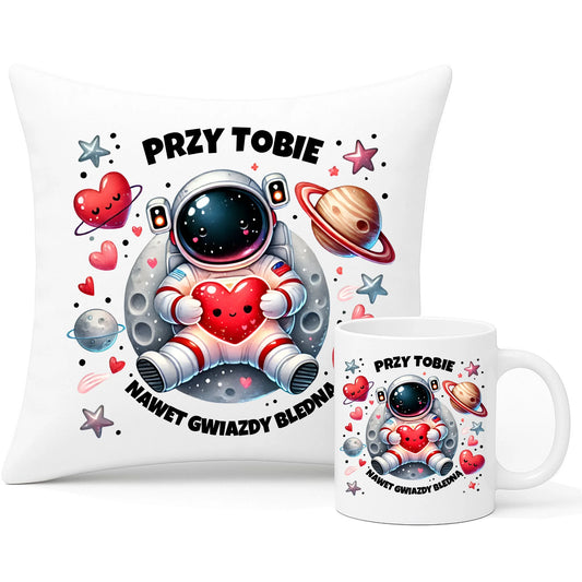 Przy Tobie nawet gwiazdy bledną | Zestaw poduszka i kubek W57 - StoryCups.pl
