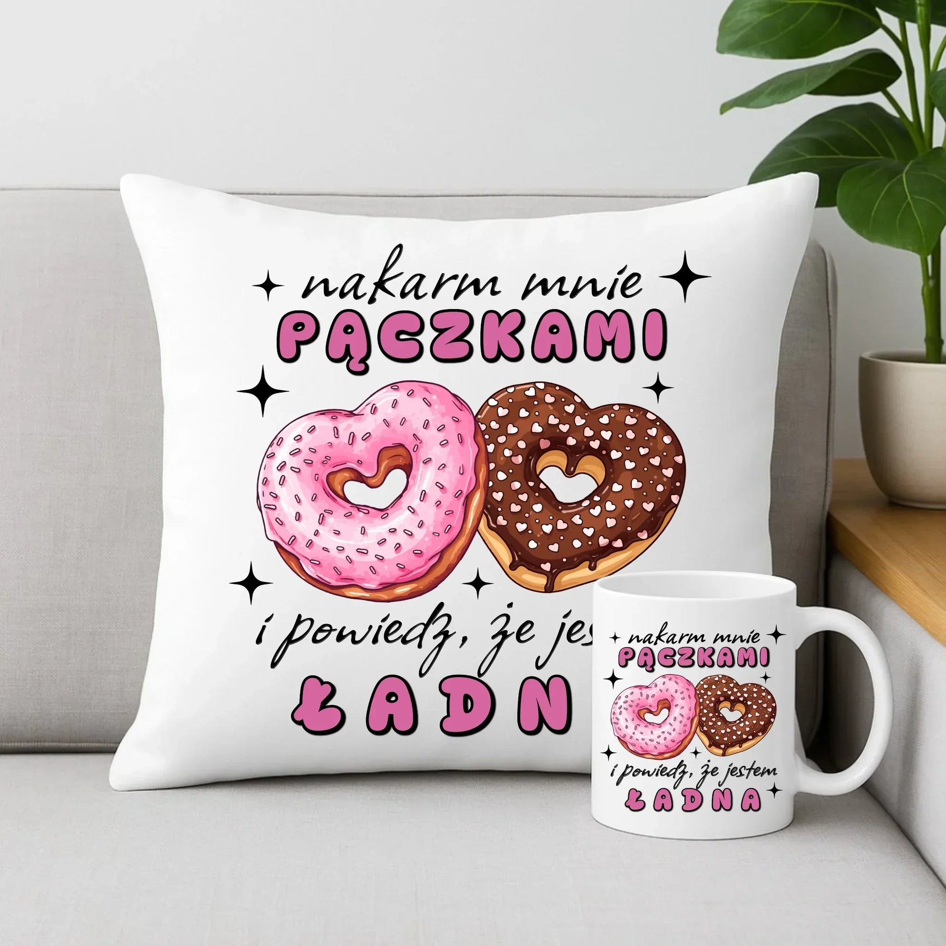 Nakarm mnie pączkami | Zestaw poduszka i kubek W59 - StoryCups.pl