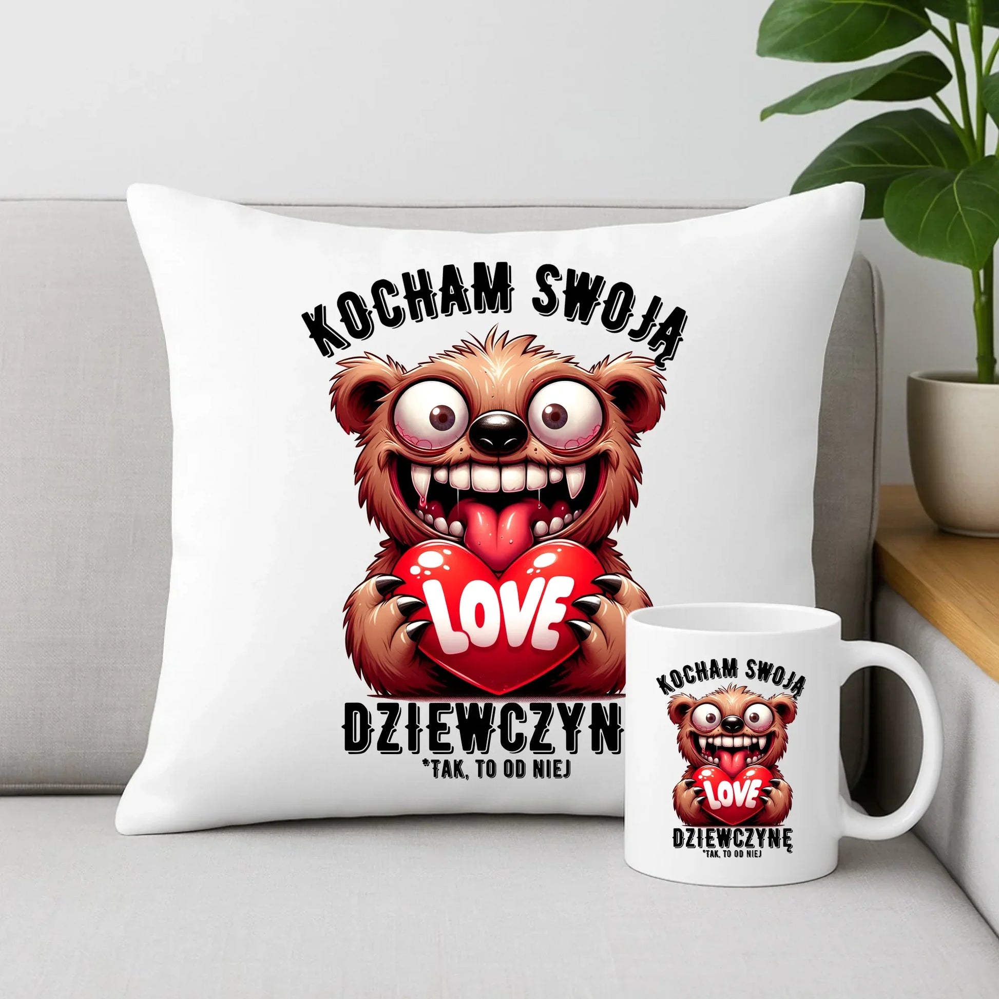 Kocham swoją dziewczynę | Zestaw poduszka i kubek dla chłopaka W30 - StoryCups.pl
