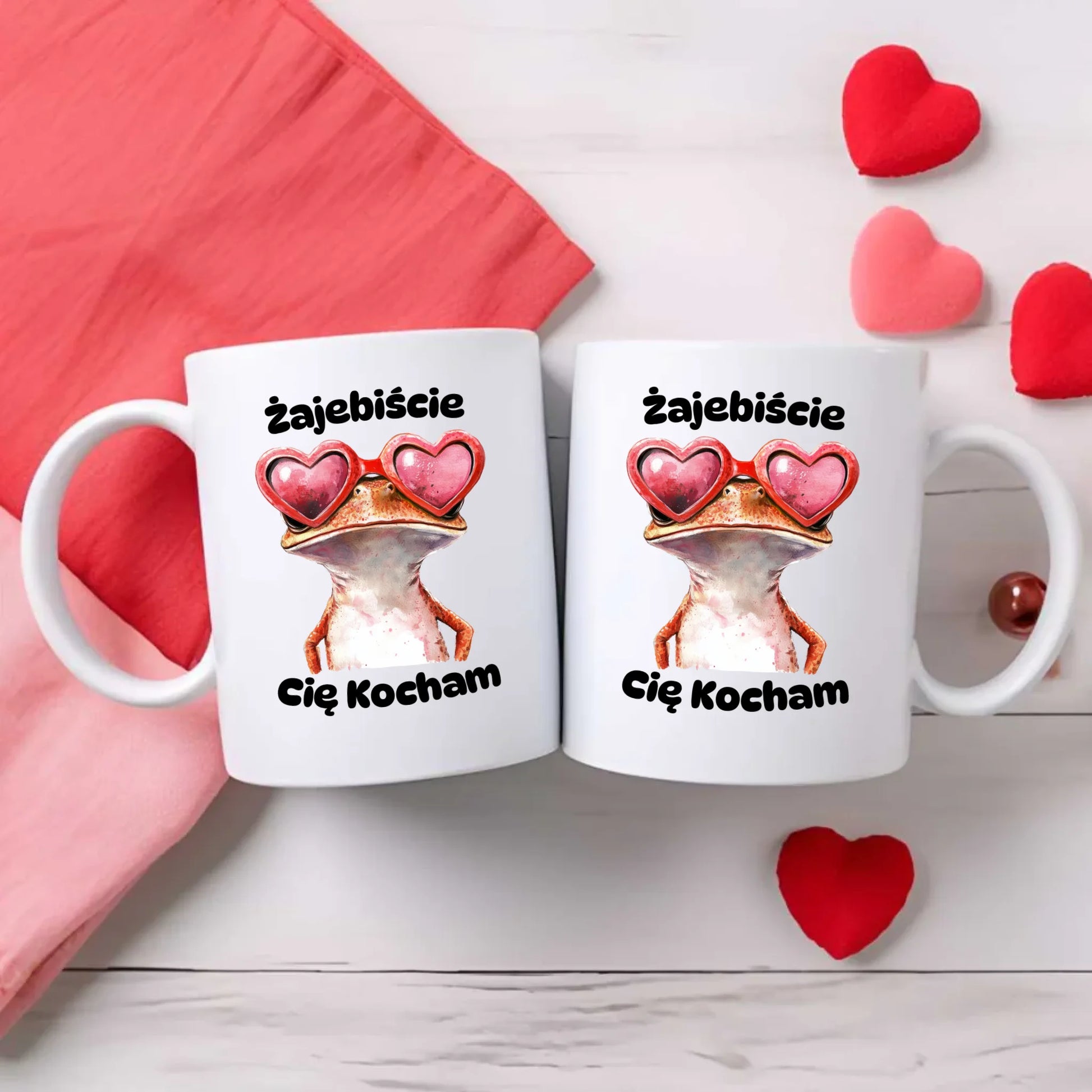 Zestaw poduszka i kubek dla par – romantyczny prezent