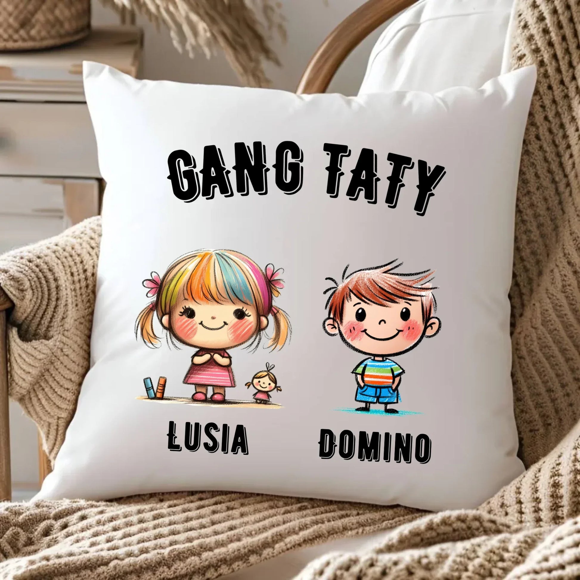 Gang Taty | Personalizowana poduszka z imionami dzieci dla taty DT09 - StoryCups.pl