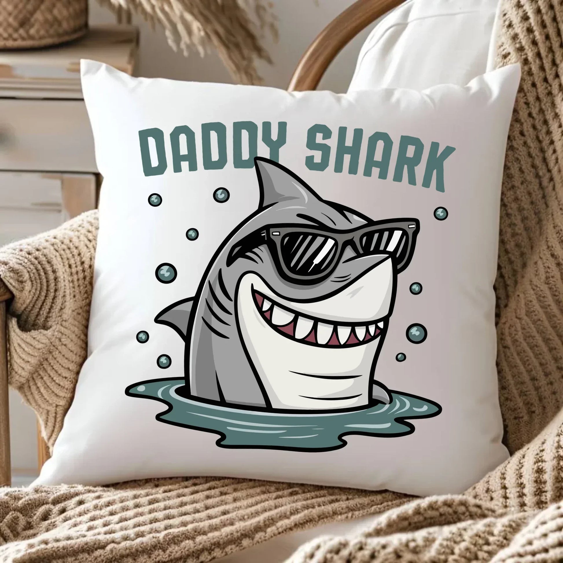 Daddy shark | Poduszka dla taty DT15 - StoryCups.pl