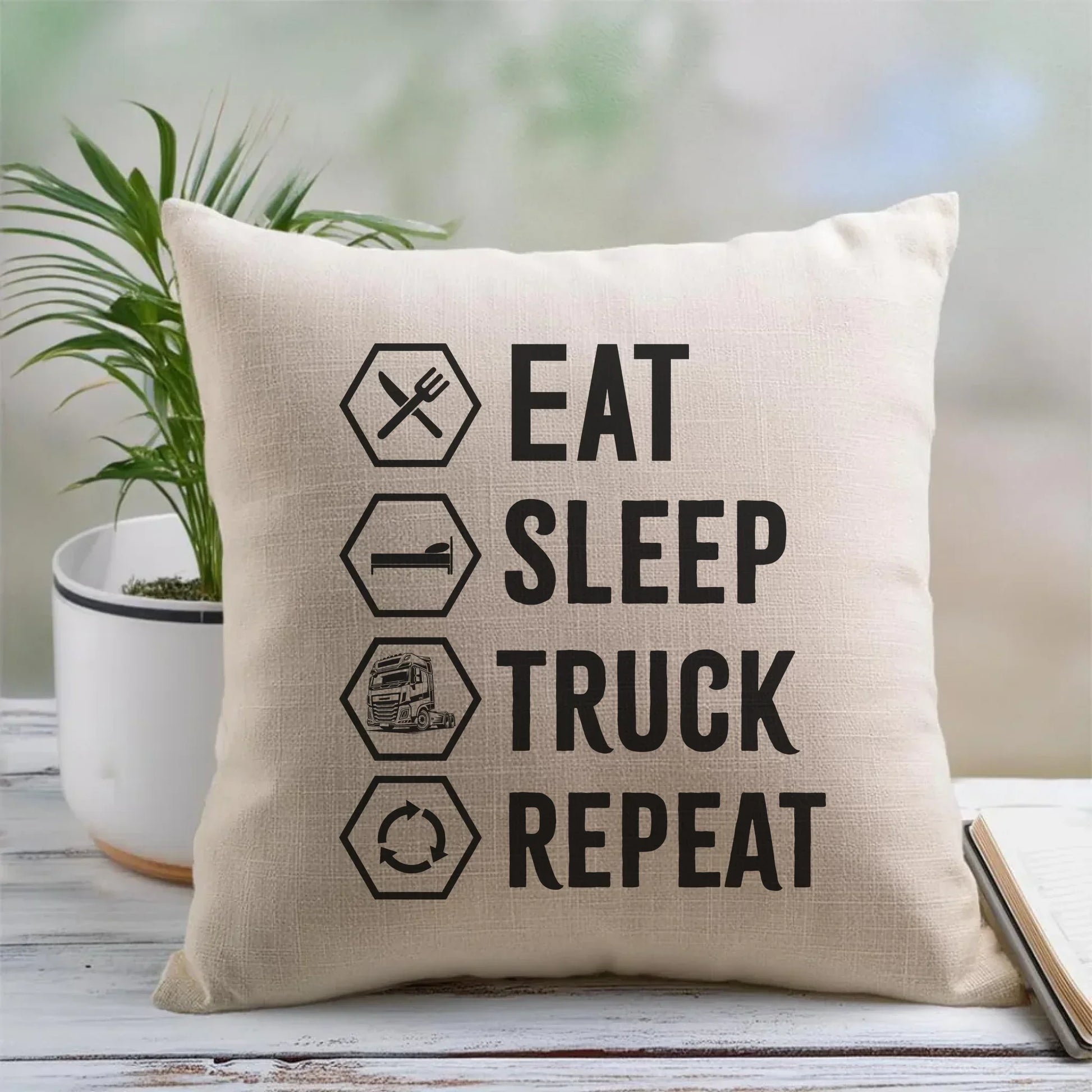 Eat Sleep Truck Repeat | Poduszka dla kierowcy tira ZKT05 - StoryCups.pl