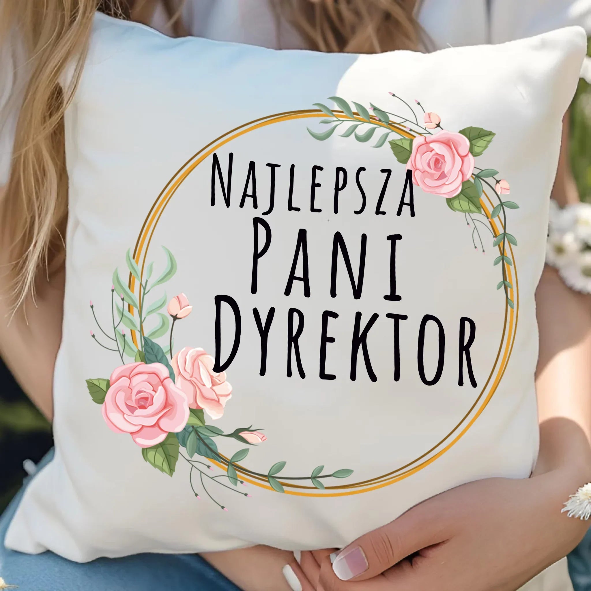 Pani Dyrektor | Poduszka prezent dla dyrektorki szkoły N77 - StoryCups.pl