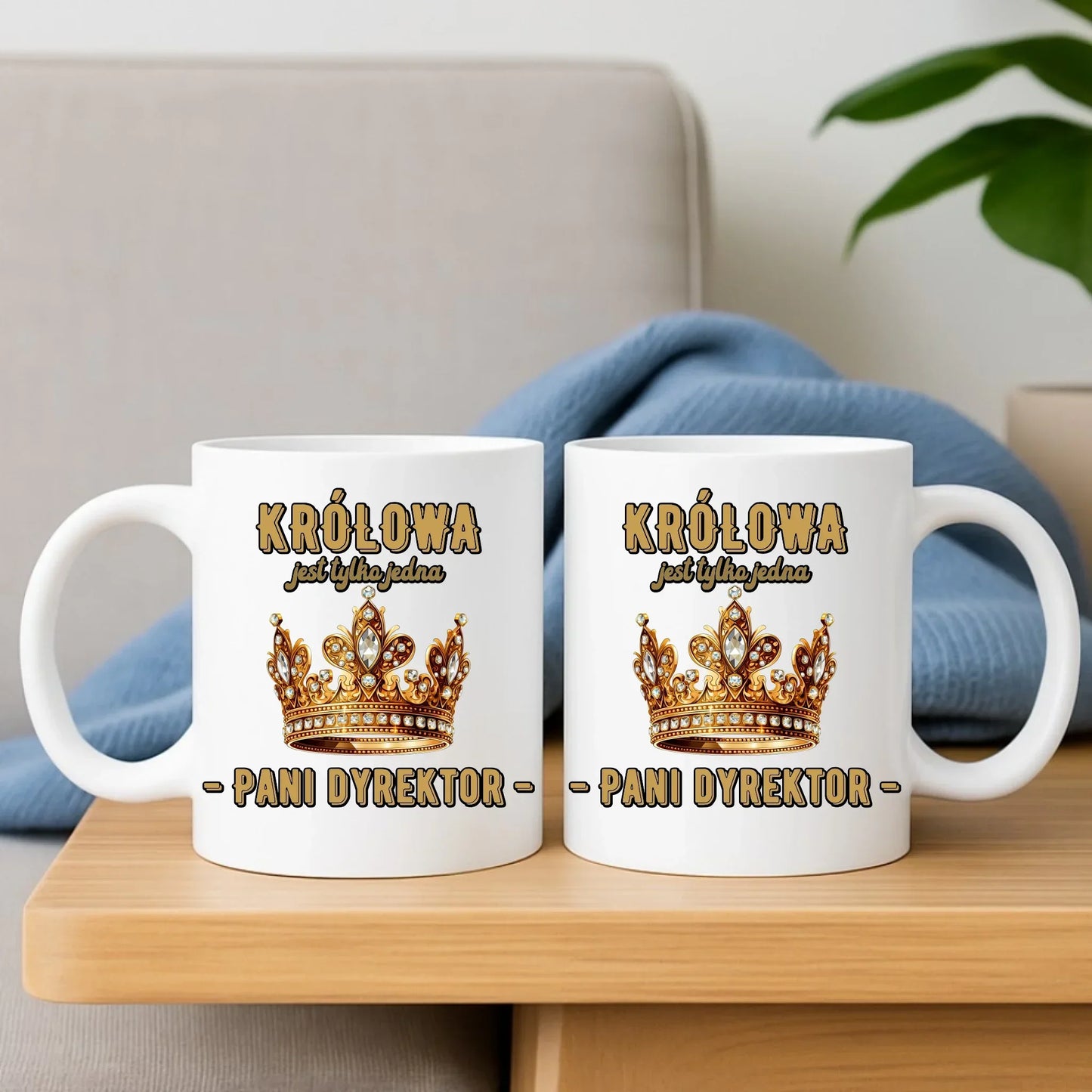 Królowa jest tylko jedna | Zestaw poduszka i kubek prezent dla dyrektorki szkoły N78 - StoryCups.pl