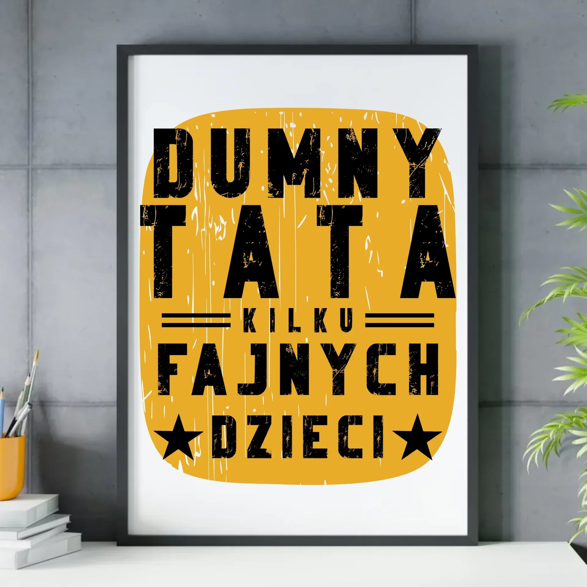 Dumny tata kilku fajnych dzieci | Plakat w ramie dla taty DT60 - StoryCups.pl