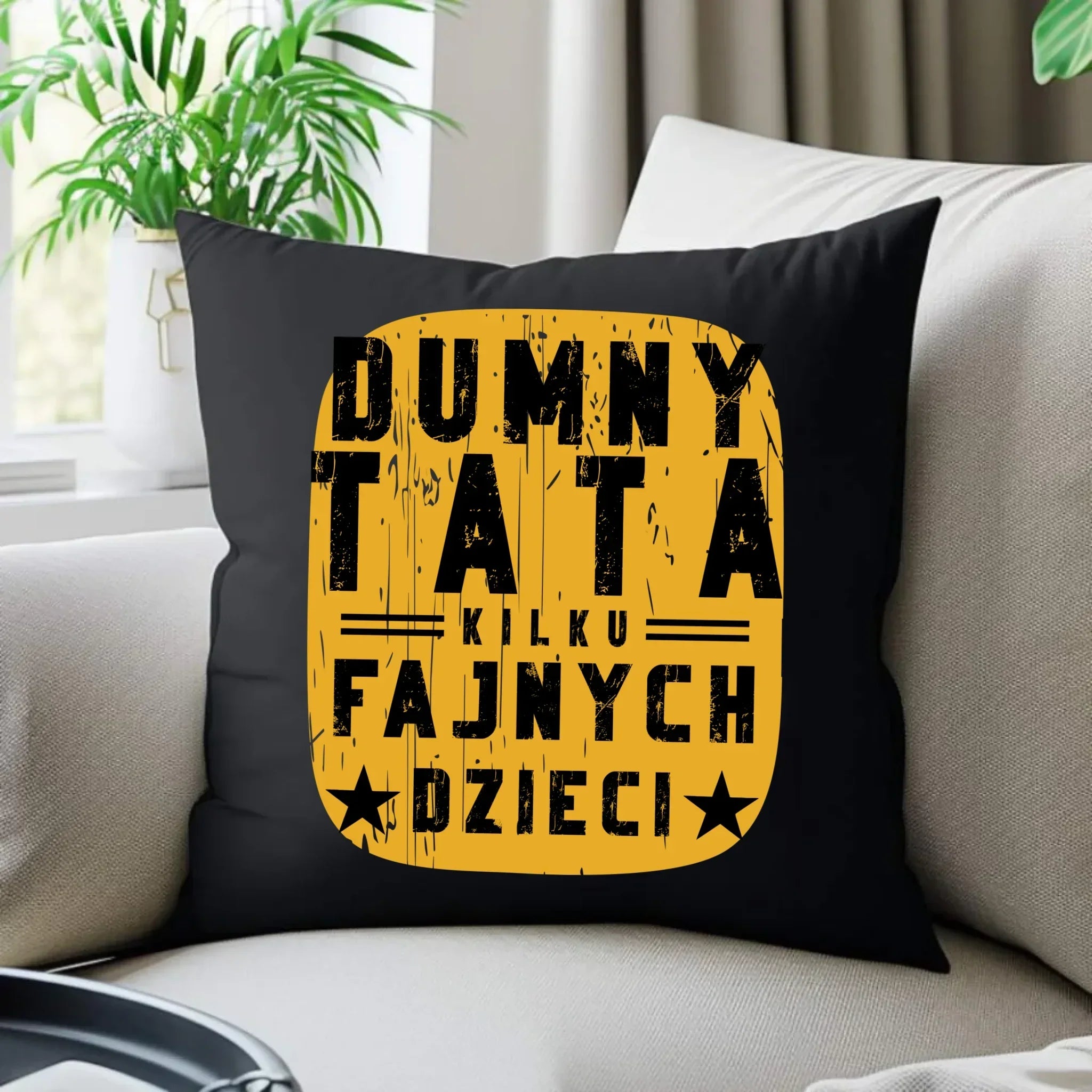 Dumny tata kilku fajnych dzieci | Poduszka dekoracyjna dla taty DT60 - StoryCups.pl