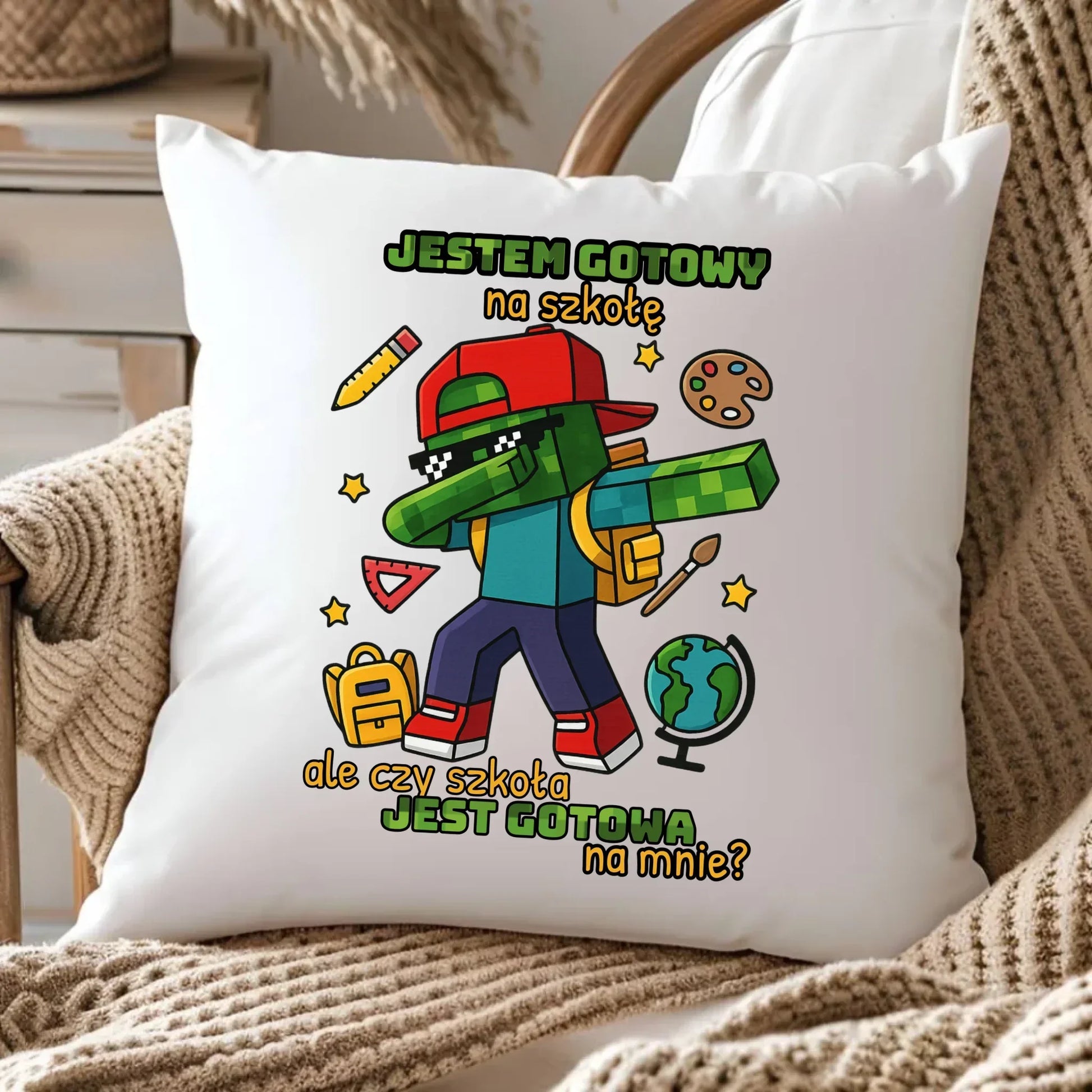 Poduszka inspirowana Minecraft'em Jestem gotowy na szkołę SZ05 - StoryCups.pl