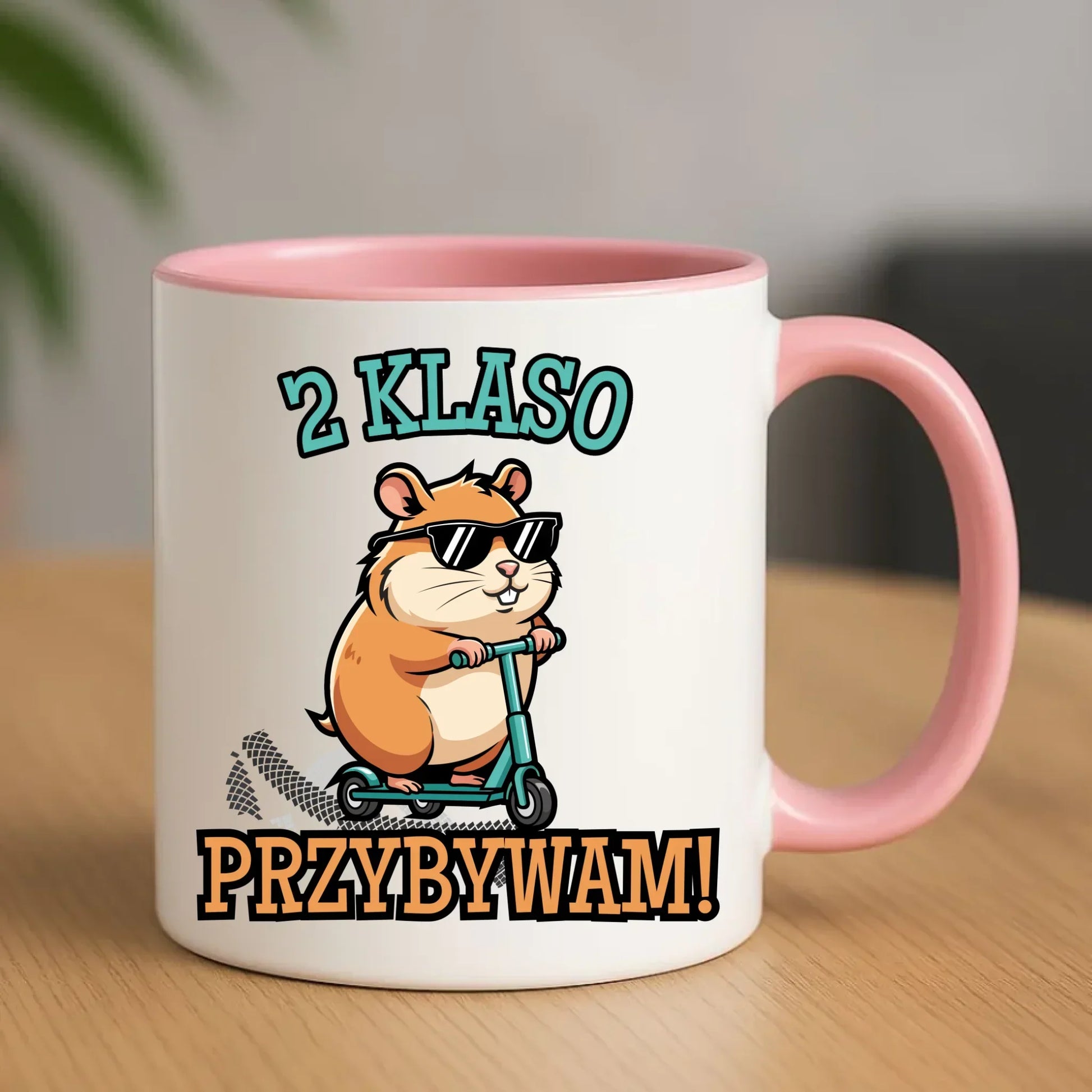 Kubek na powrót do szkoły Przybywam personalizuj klasę SZ07 - StoryCups.pl