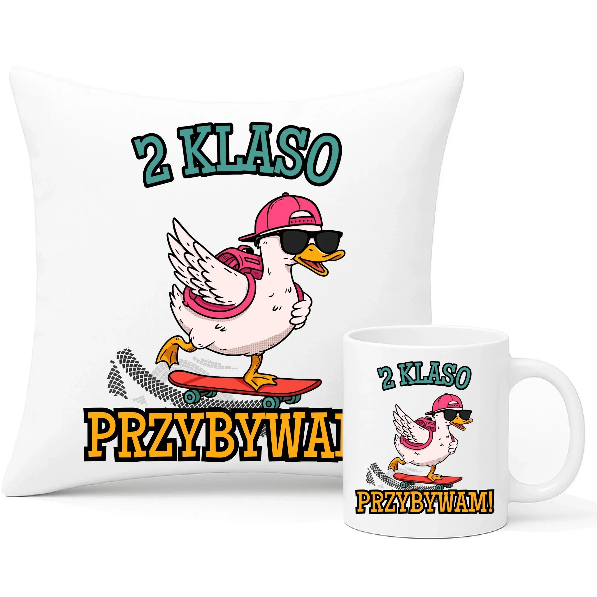 Zestaw poduszka i kubek na powrót do szkoły Przybywam personalizuj klasę SZ08 - StoryCups.pl