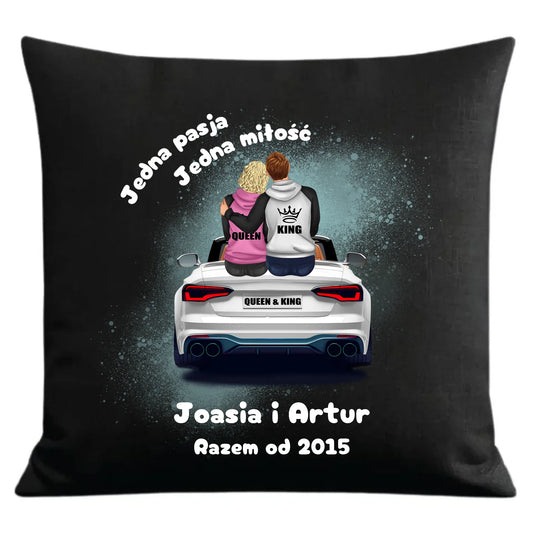 Jedna pasja, jedna miłość imiona | Personalizowana poduszka dekoracyjna dla par W06 - StoryCups.pl