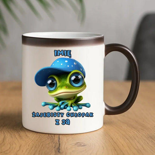 Kubek magiczny na Dzień Chłopaka - Żajebisty Chłopak dla kolegów z klasy - personalizowany DCH01 - StoryCups.pl