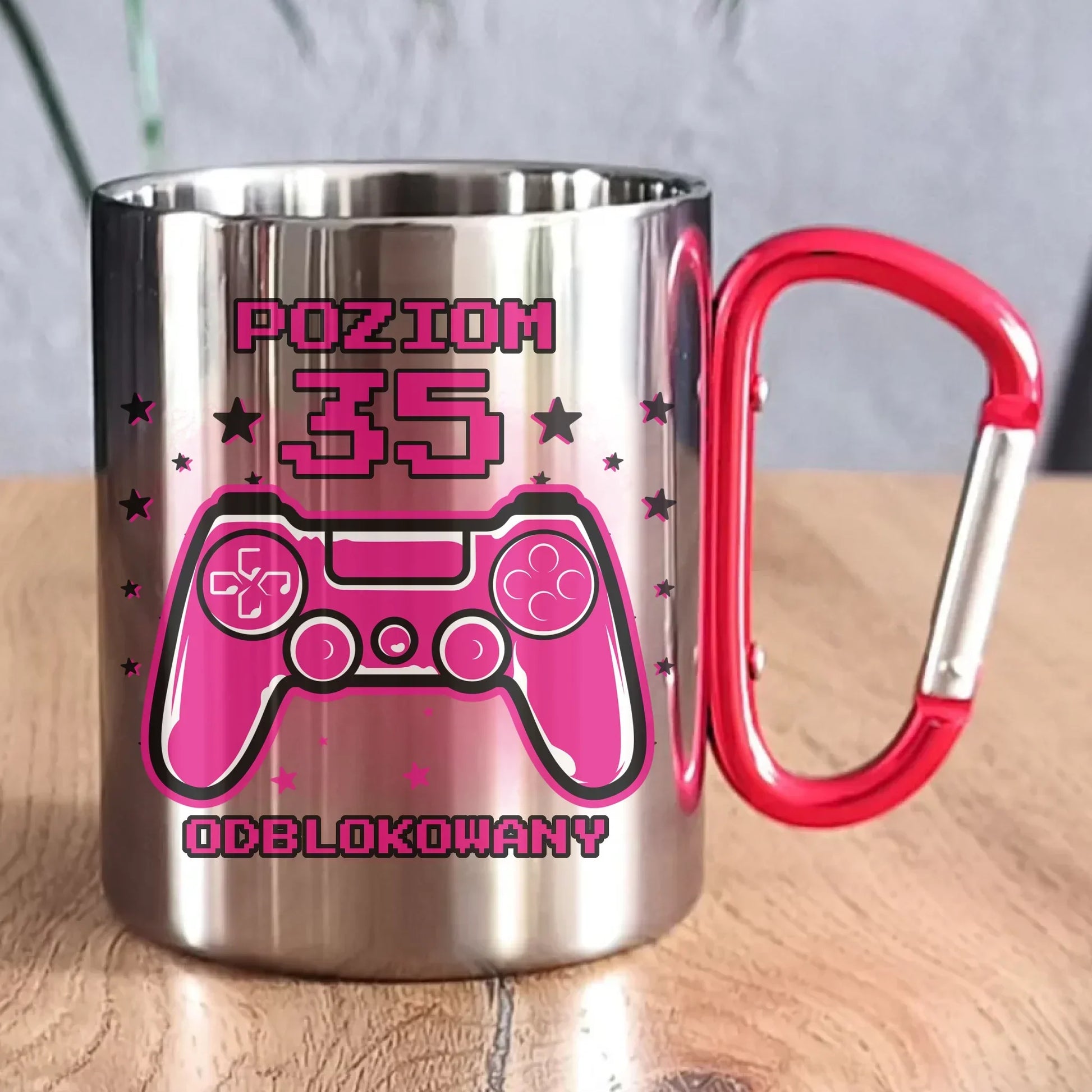 Poziom odblokowany (wiek) | Kubek metalowy na urodziny dla gracza U23 - StoryCups.pl