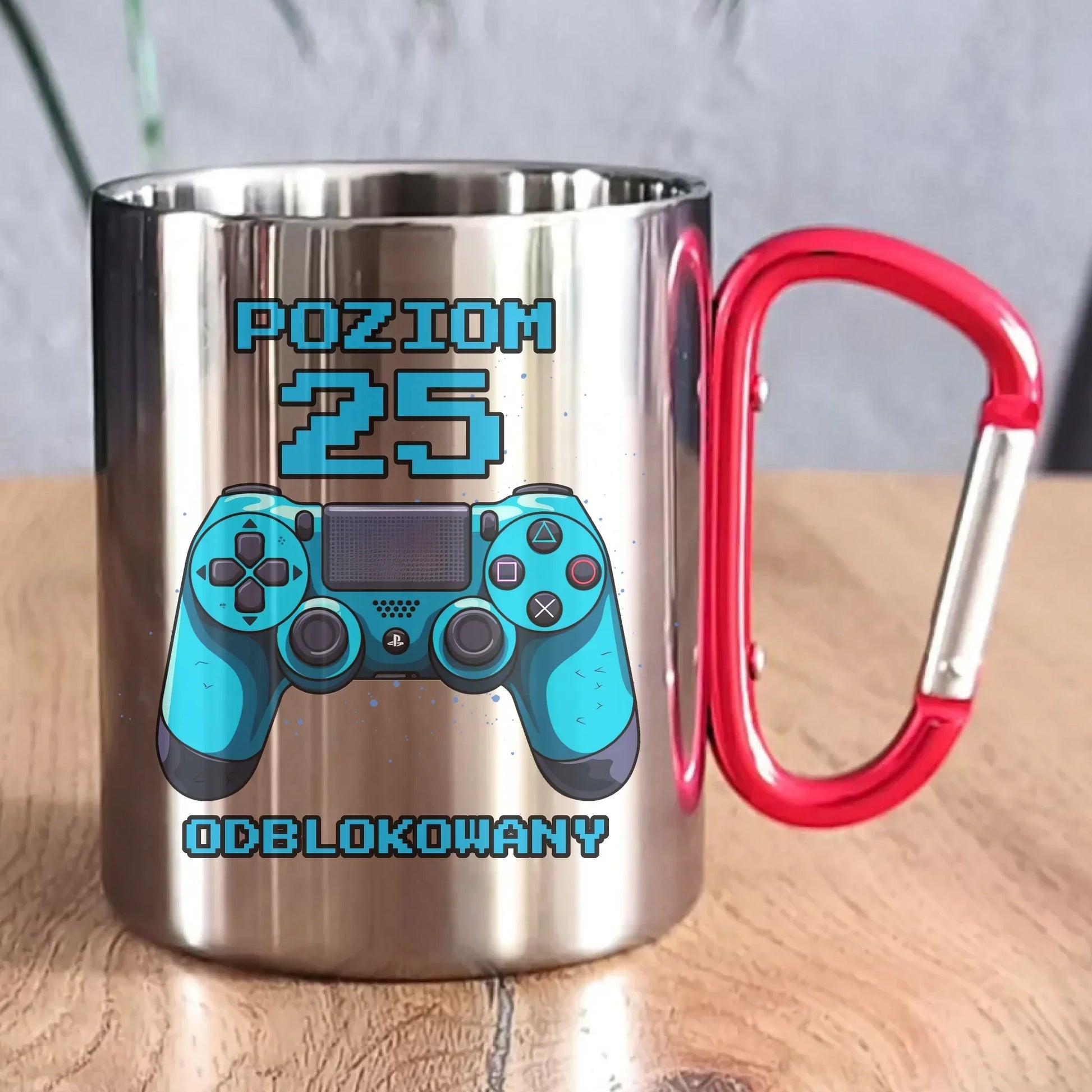 Poziom odblokowany (wiek) | Kubek metalowy na urodziny dla gracza U24 - StoryCups.pl