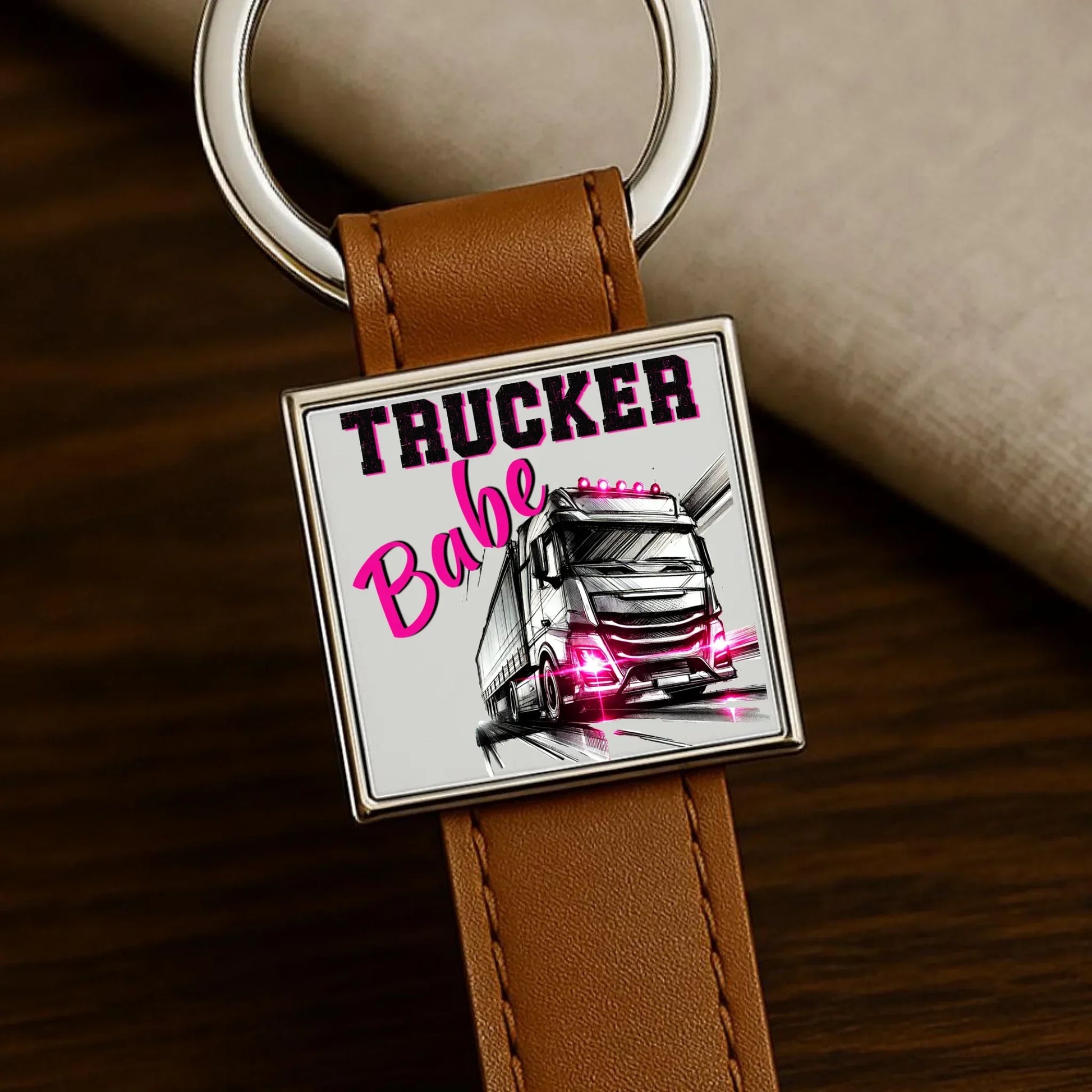 Trucker Babe | Brelok dla truckerki ZKT13 - StoryCups.pl