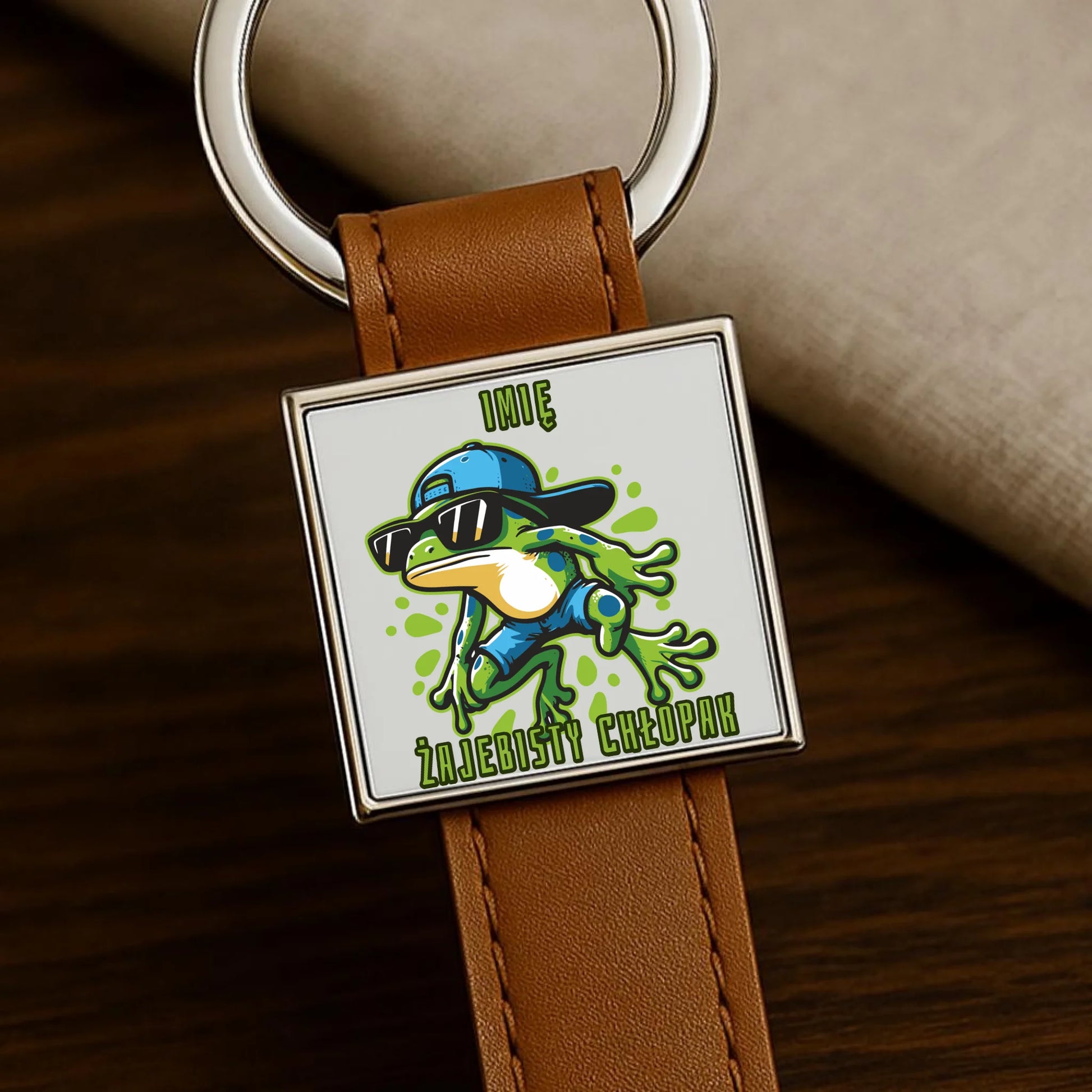 Brelok - Żajebisty Chłopak prezent na Dzień Chłopaka - personalizowany DCH02 - StoryCups.pl