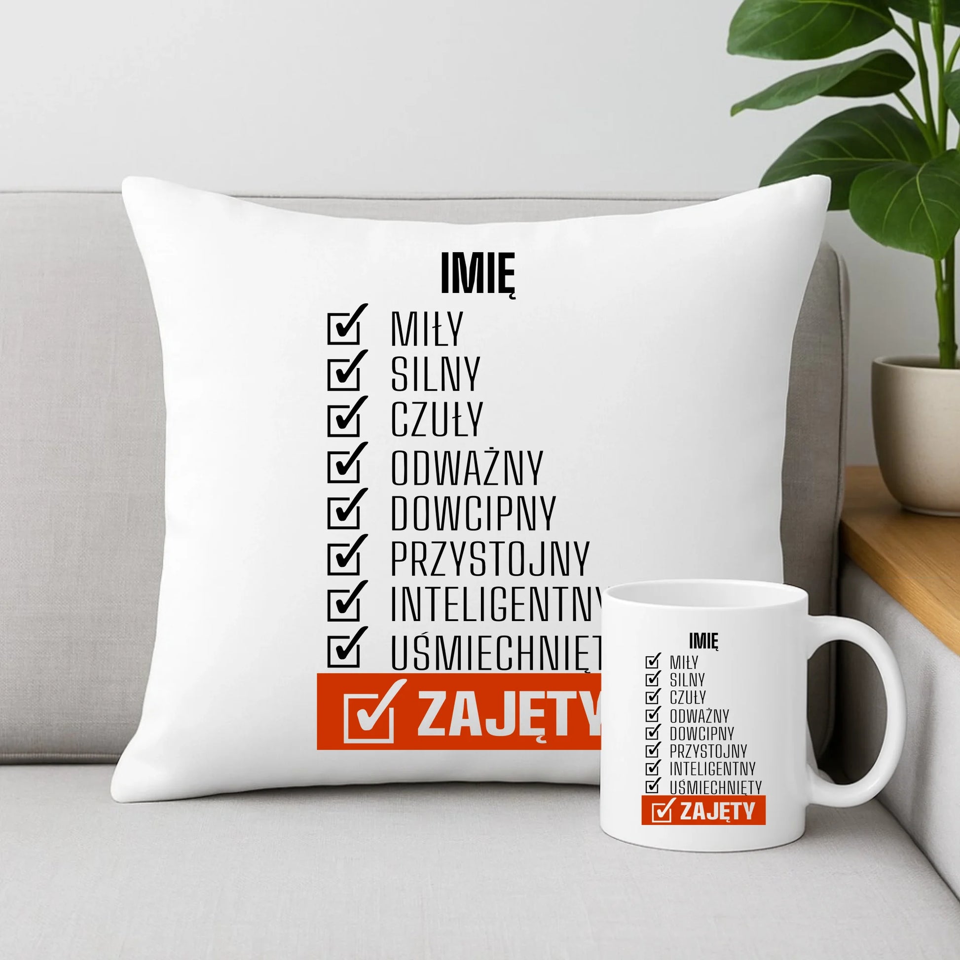 Zestaw poduszka i kubek - Zajęty prezent dla chłopaka męża narzeczonego - personalizowany DCH05 - StoryCups.pl