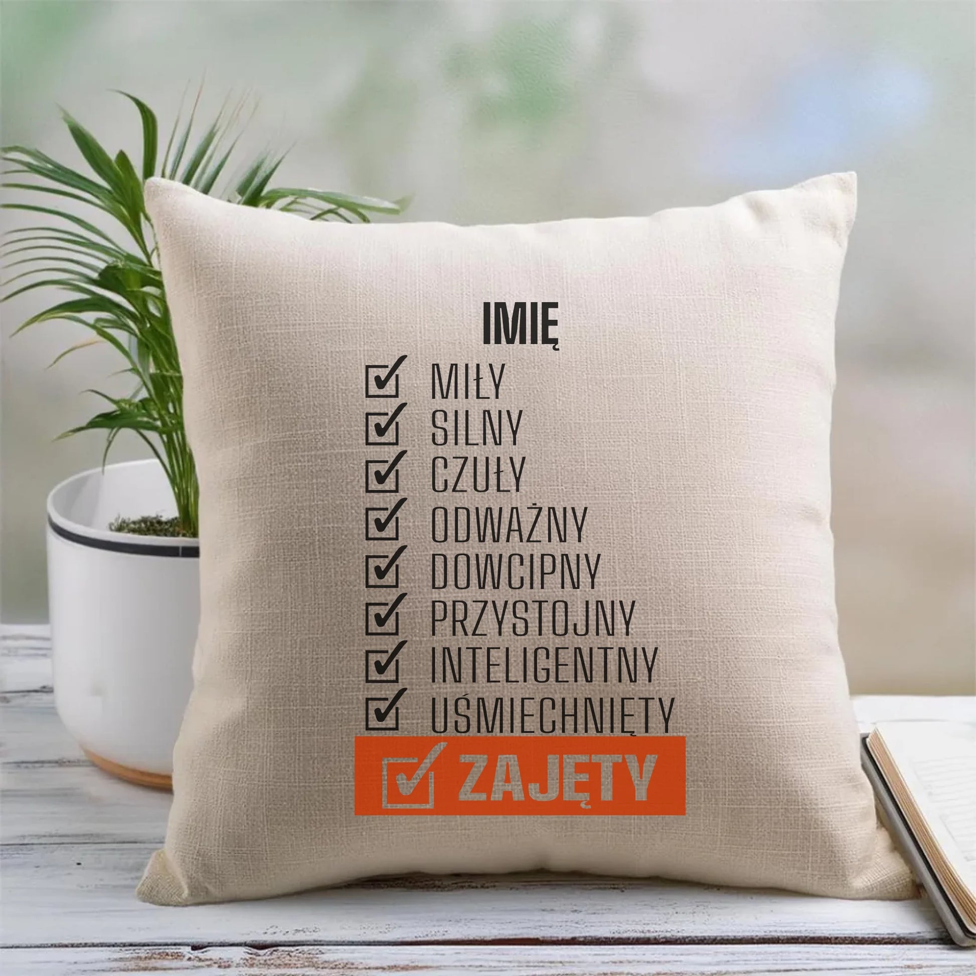 Poduszka - Zajęty prezent dla chłopaka męża narzeczonego - personalizowana DCH05 - StoryCups.pl